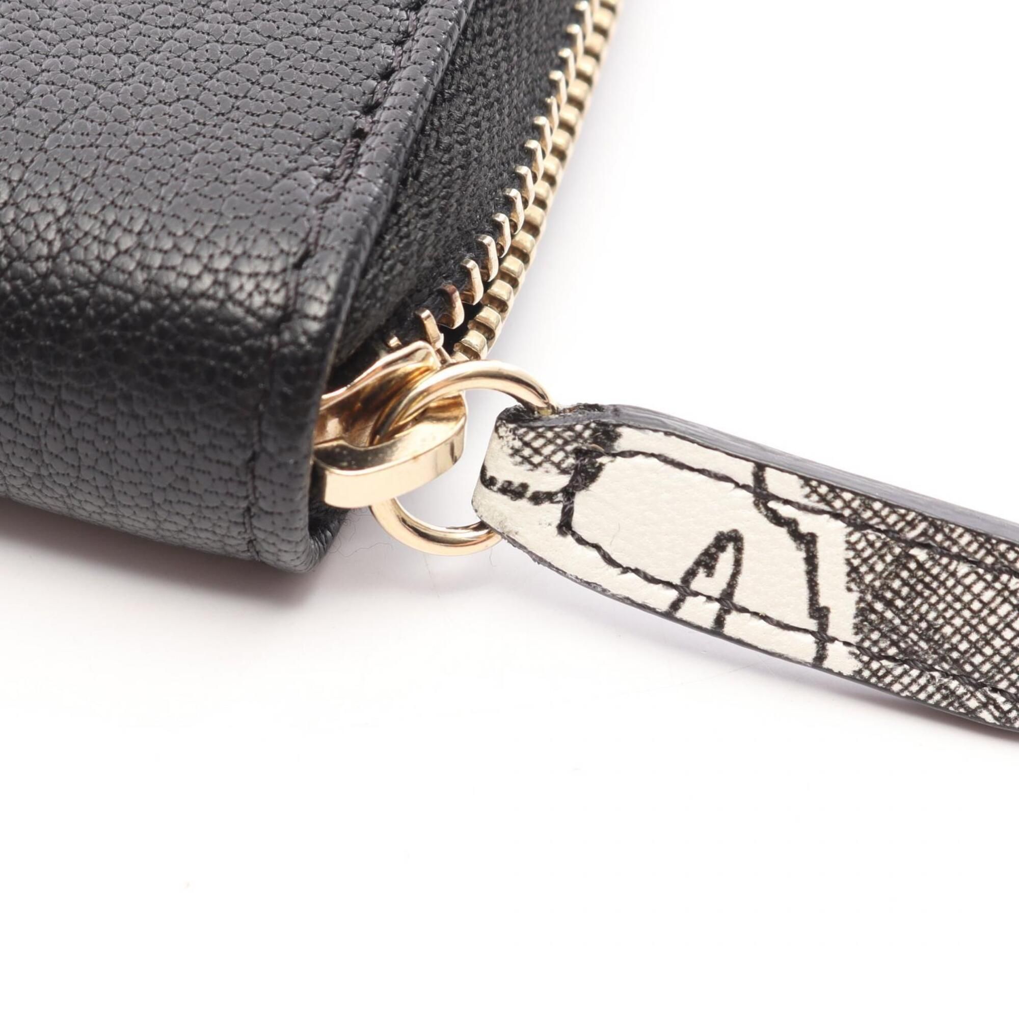 Leather Wallet (Bi-Fold) (Pre-Owned) - Chanel - Modalova