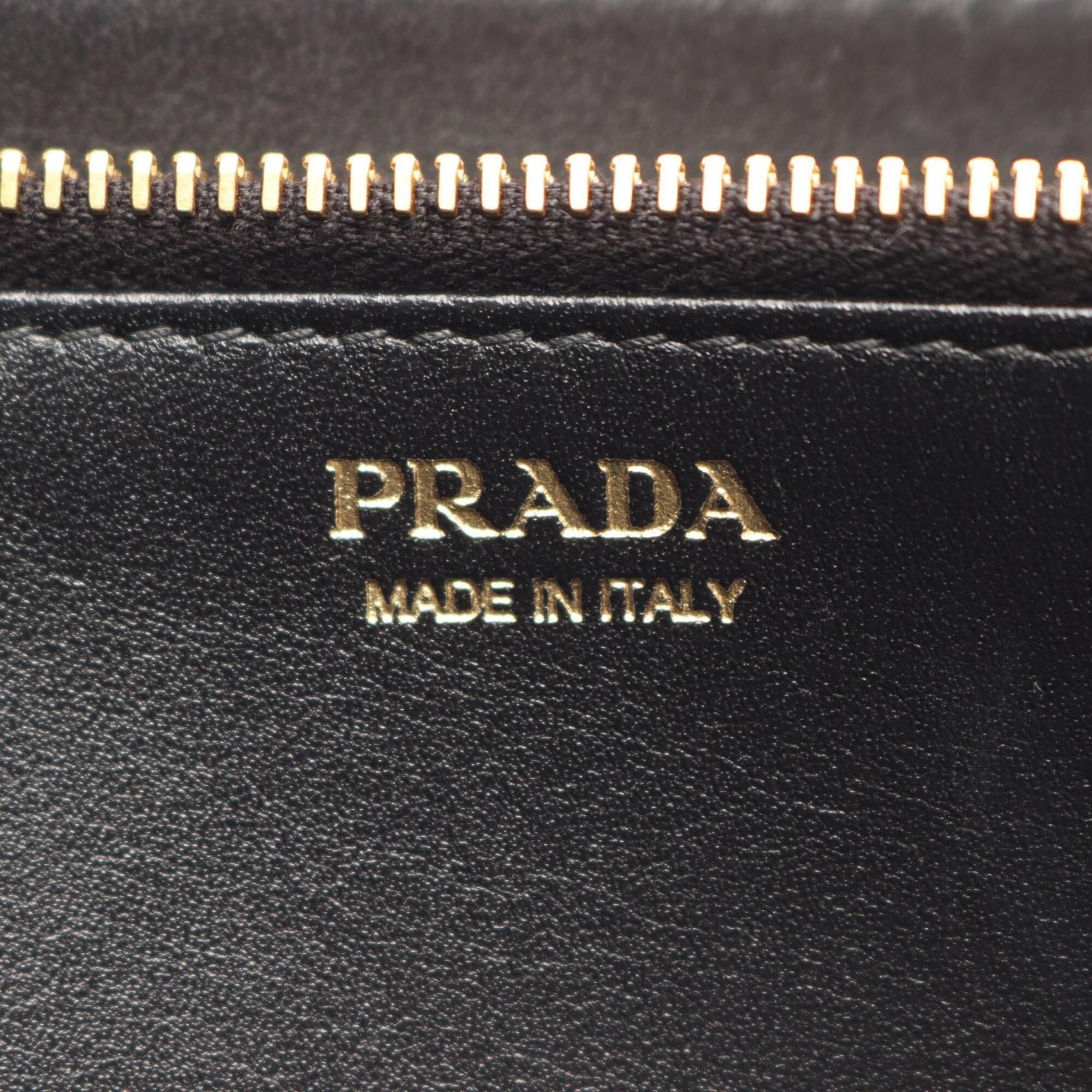 Leather Long Wallet (Bi-Fold) (Pre-Owned) - Prada - Modalova