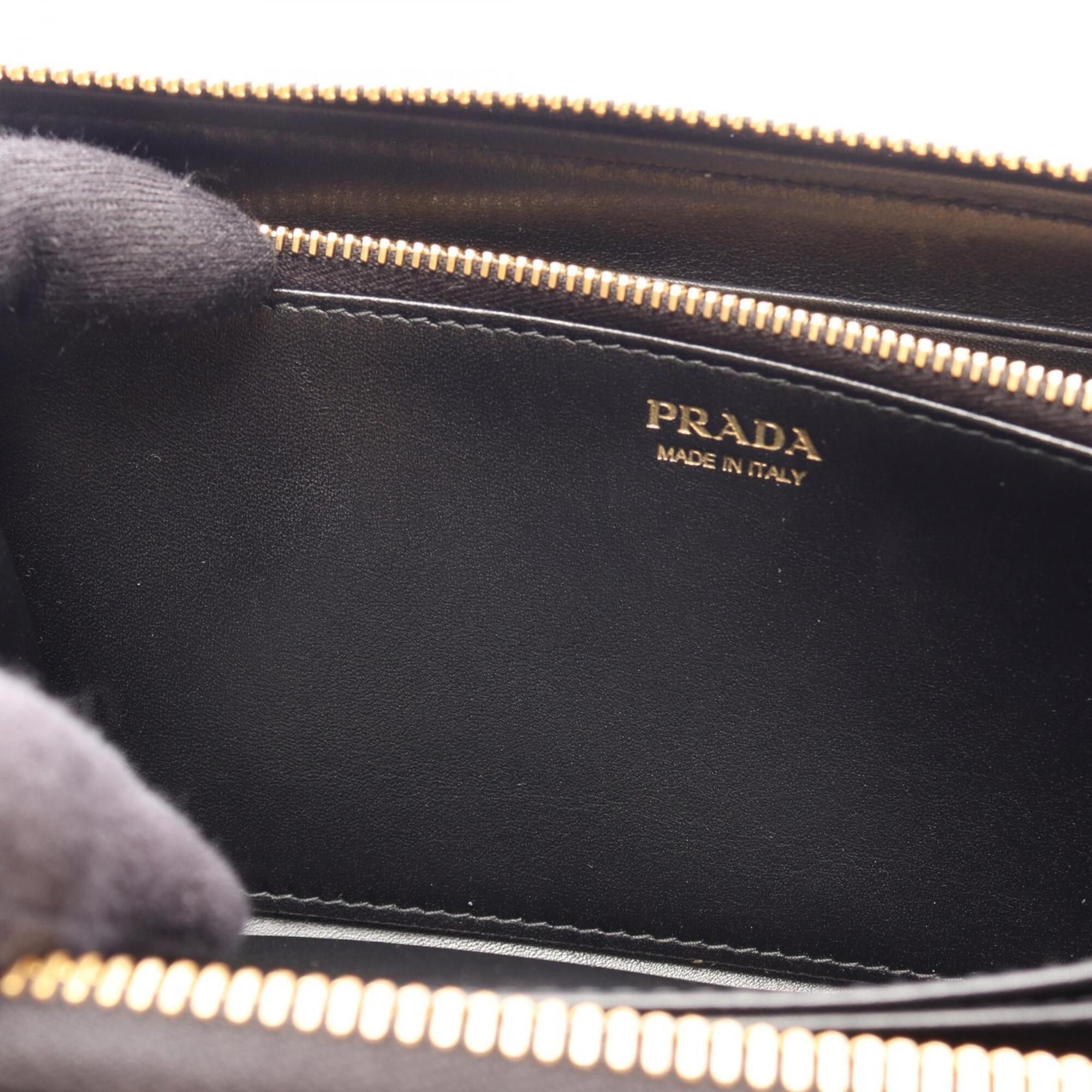 Leather Long Wallet (Bi-Fold) (Pre-Owned) - Prada - Modalova