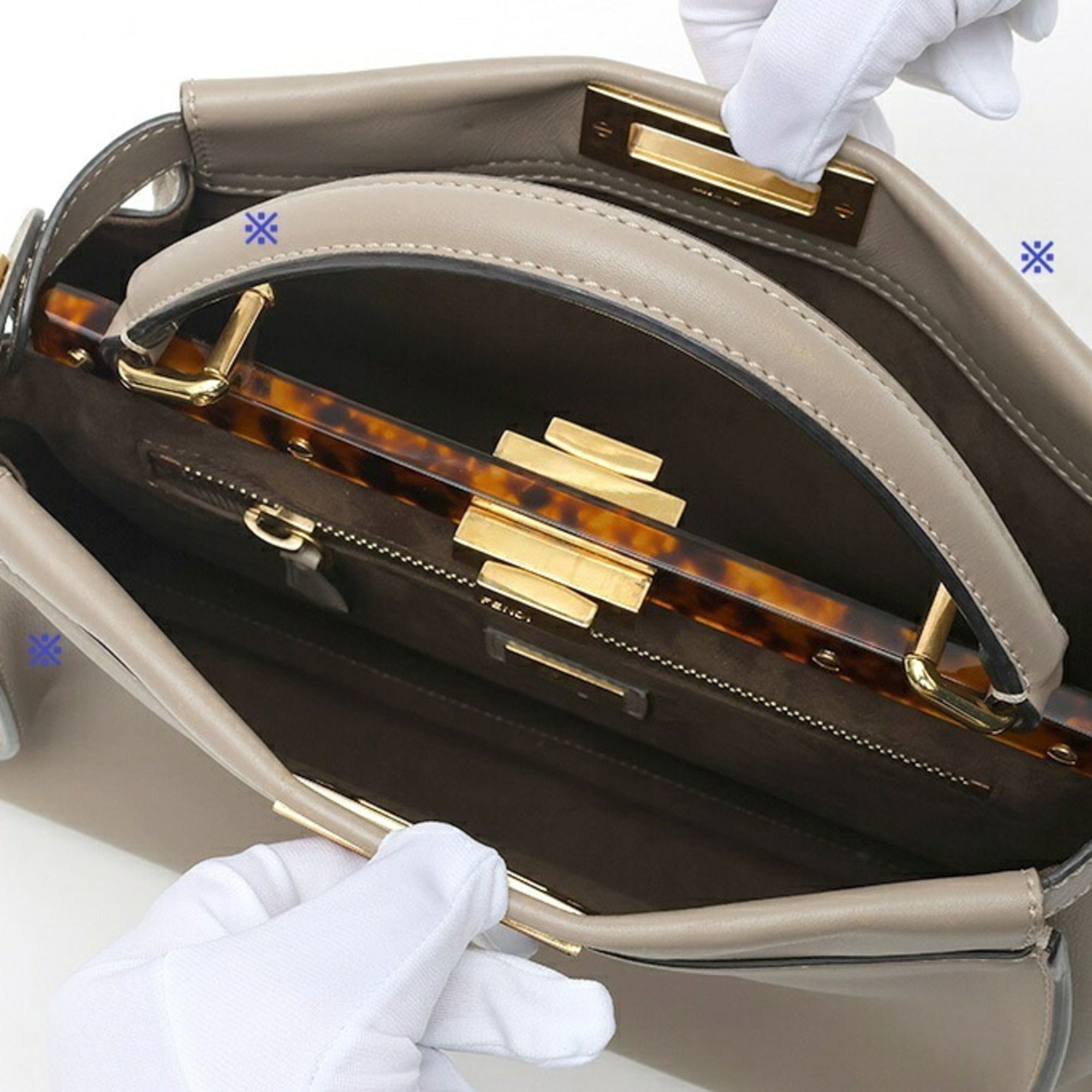 Leather Shoulder Bag (Pre-Owned) - Fendi - Modalova