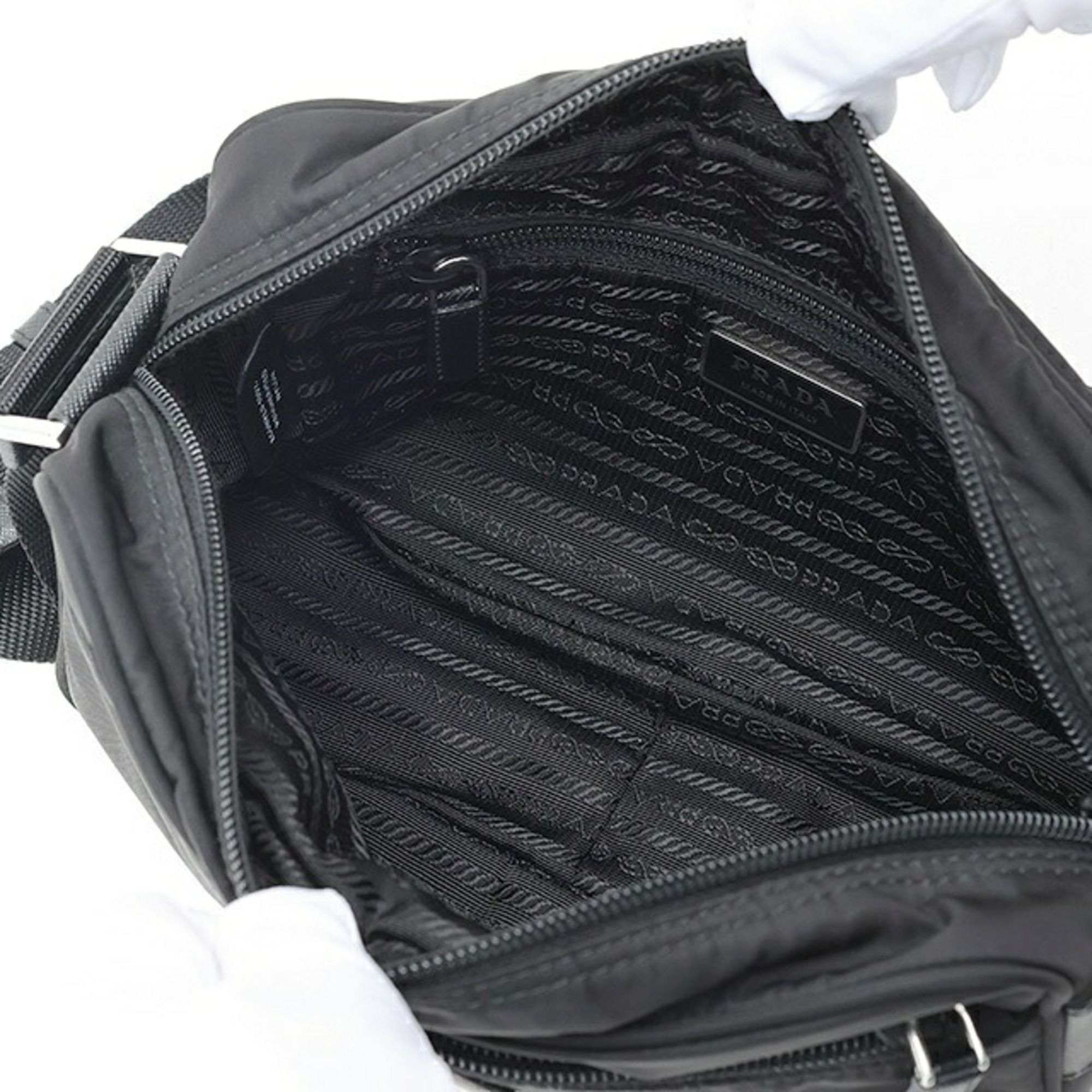 Polyamide Shoulder Bag (Pre-Owned) - Prada - Modalova