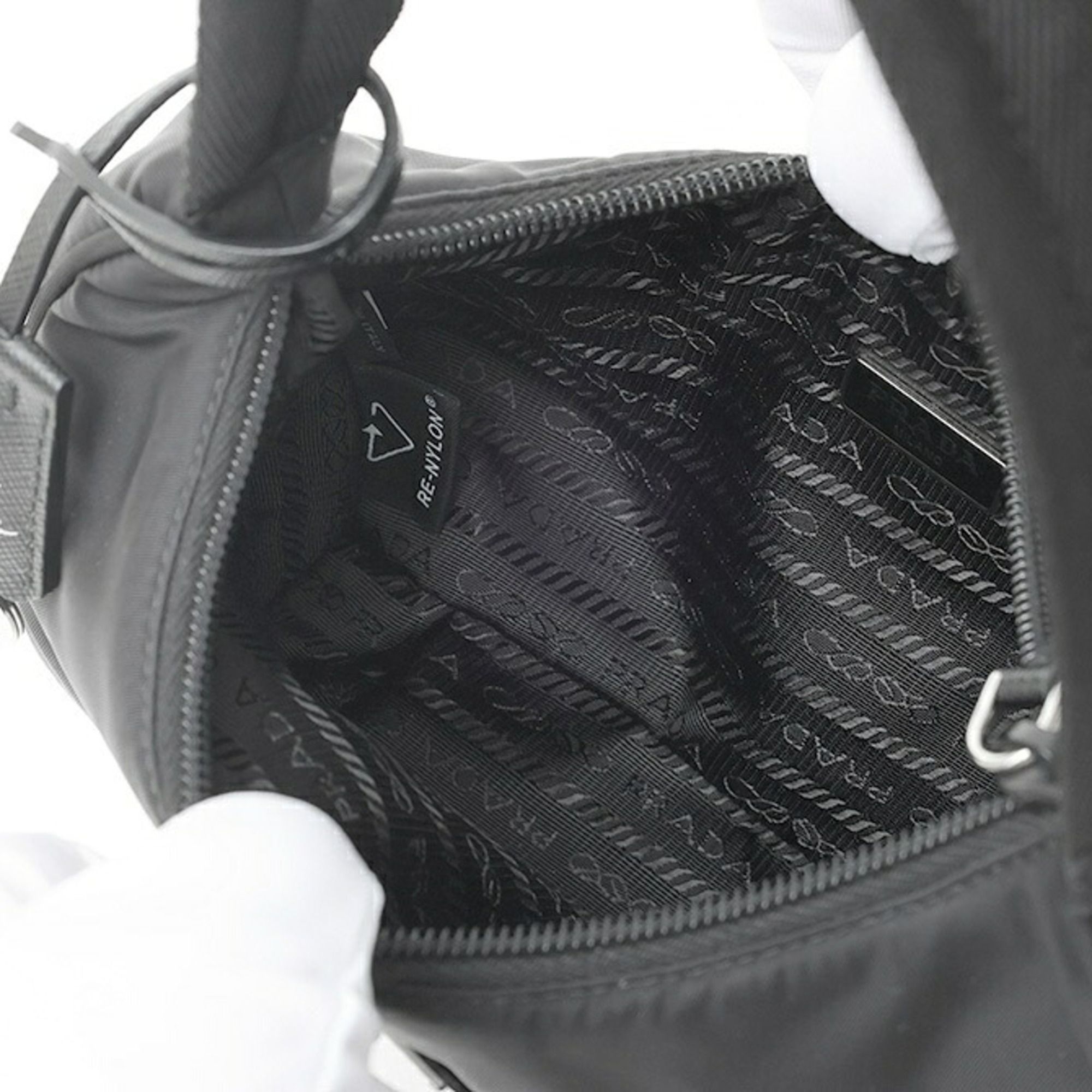 Nylon Shoulder Bag (Pre-Owned) - Prada - Modalova
