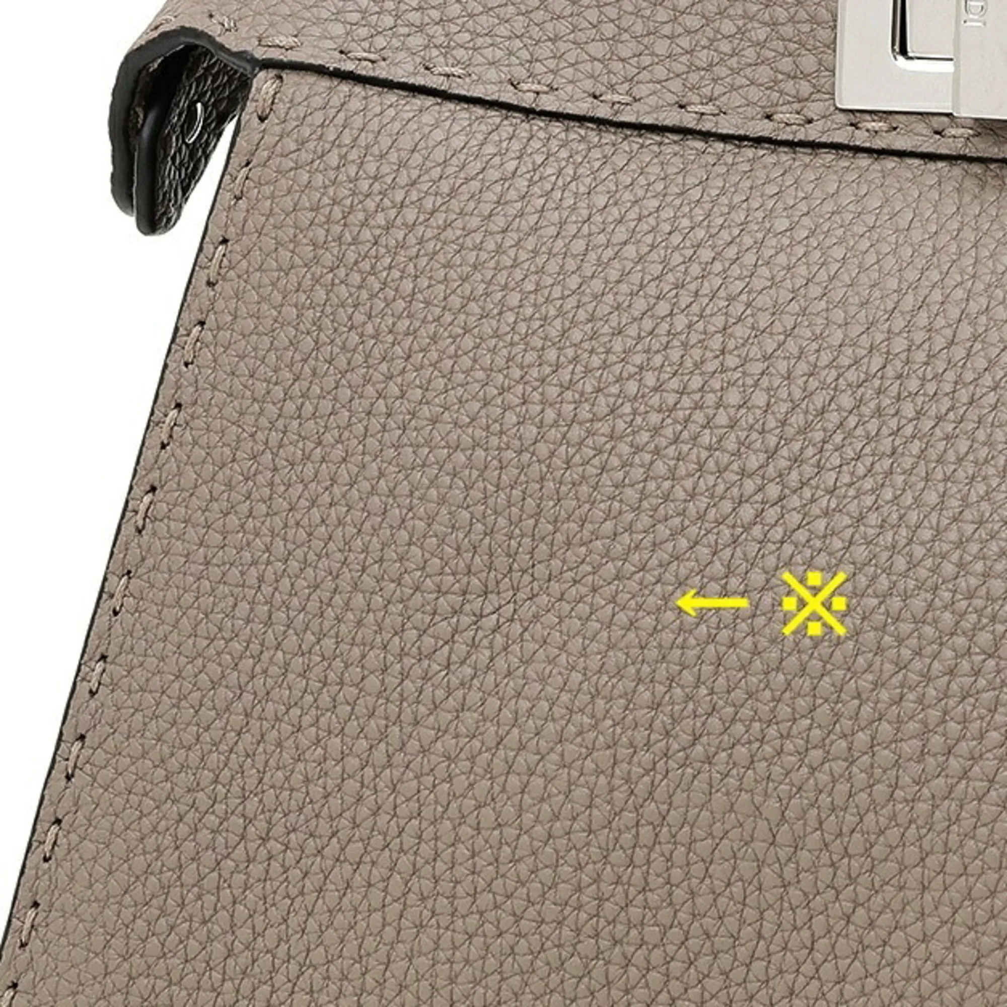 Leather Shoulder Bag (Pre-Owned) - Fendi - Modalova
