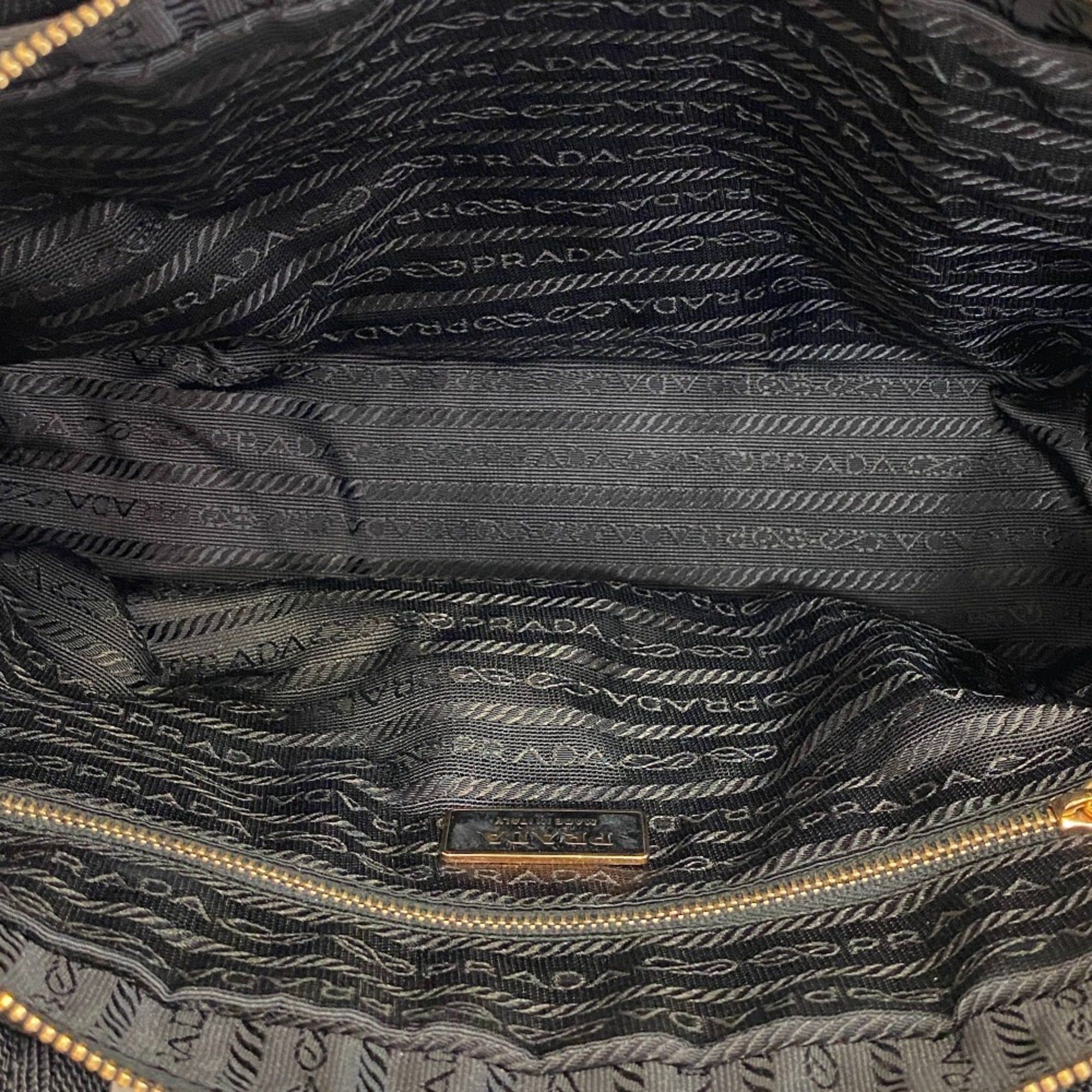 Prada Black Nylon (Pre-Owned) - Prada - Modalova