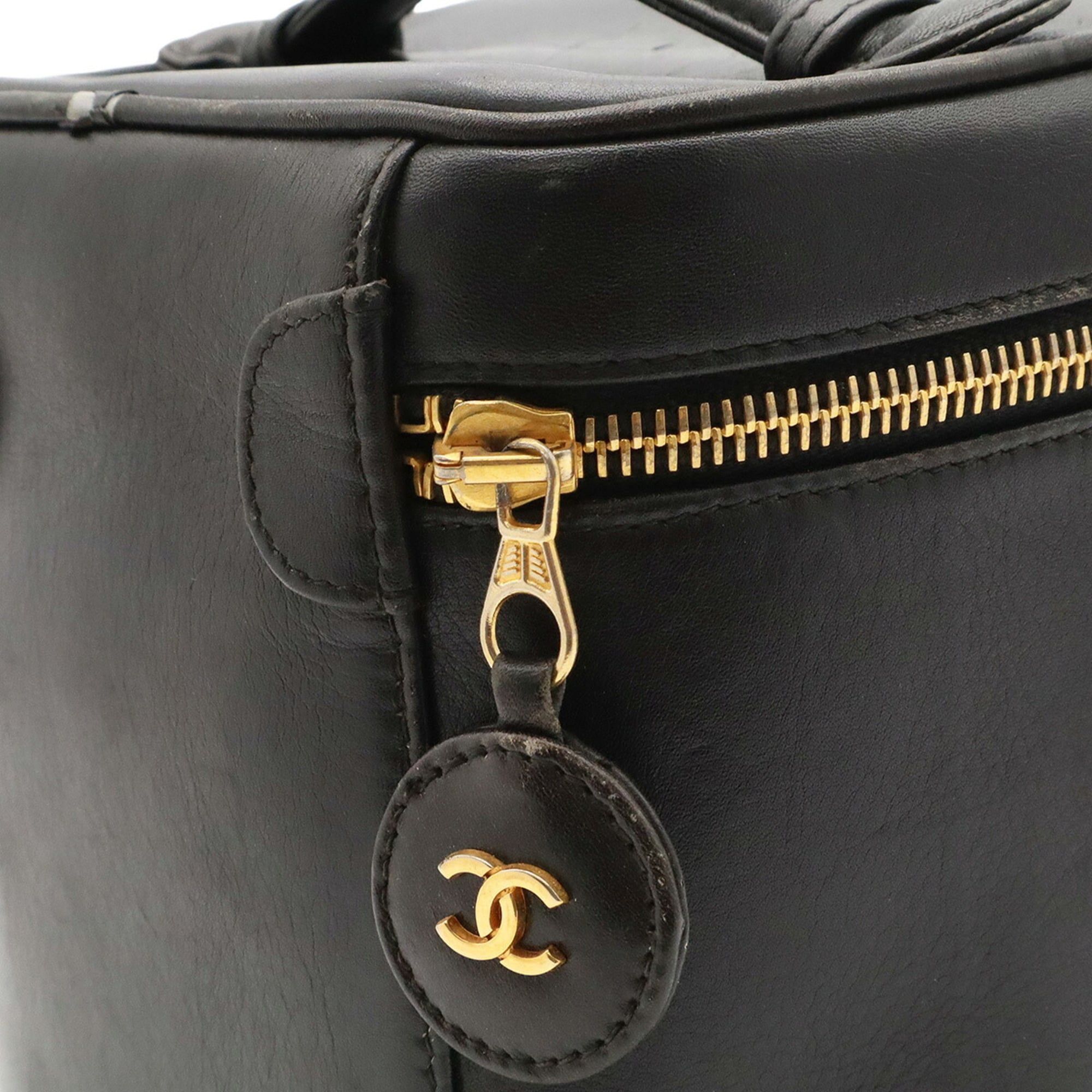 Bicolor Leather Handbag Pouch Vanity Bag (Pre-Owned) - Chanel - Modalova