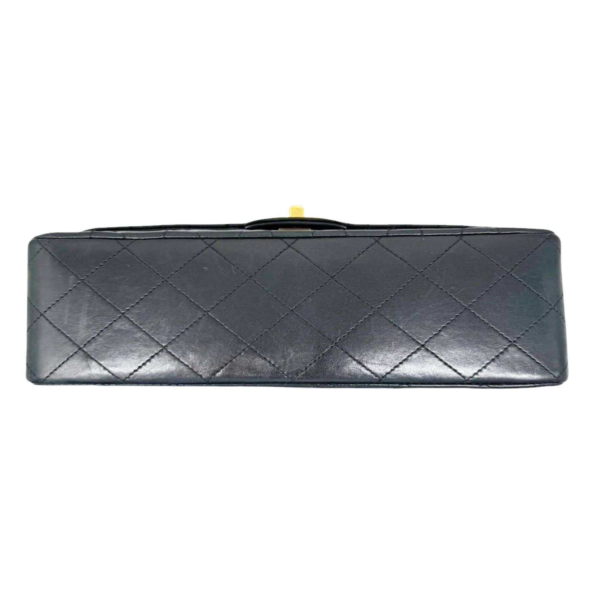 Leather Shoulder Bag (Pre-Owned) - Chanel - Modalova