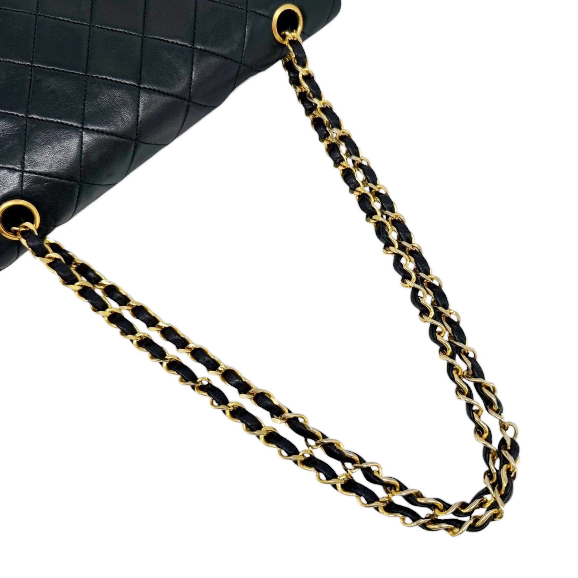 Leather Shoulder Bag (Pre-Owned) - Chanel - Modalova