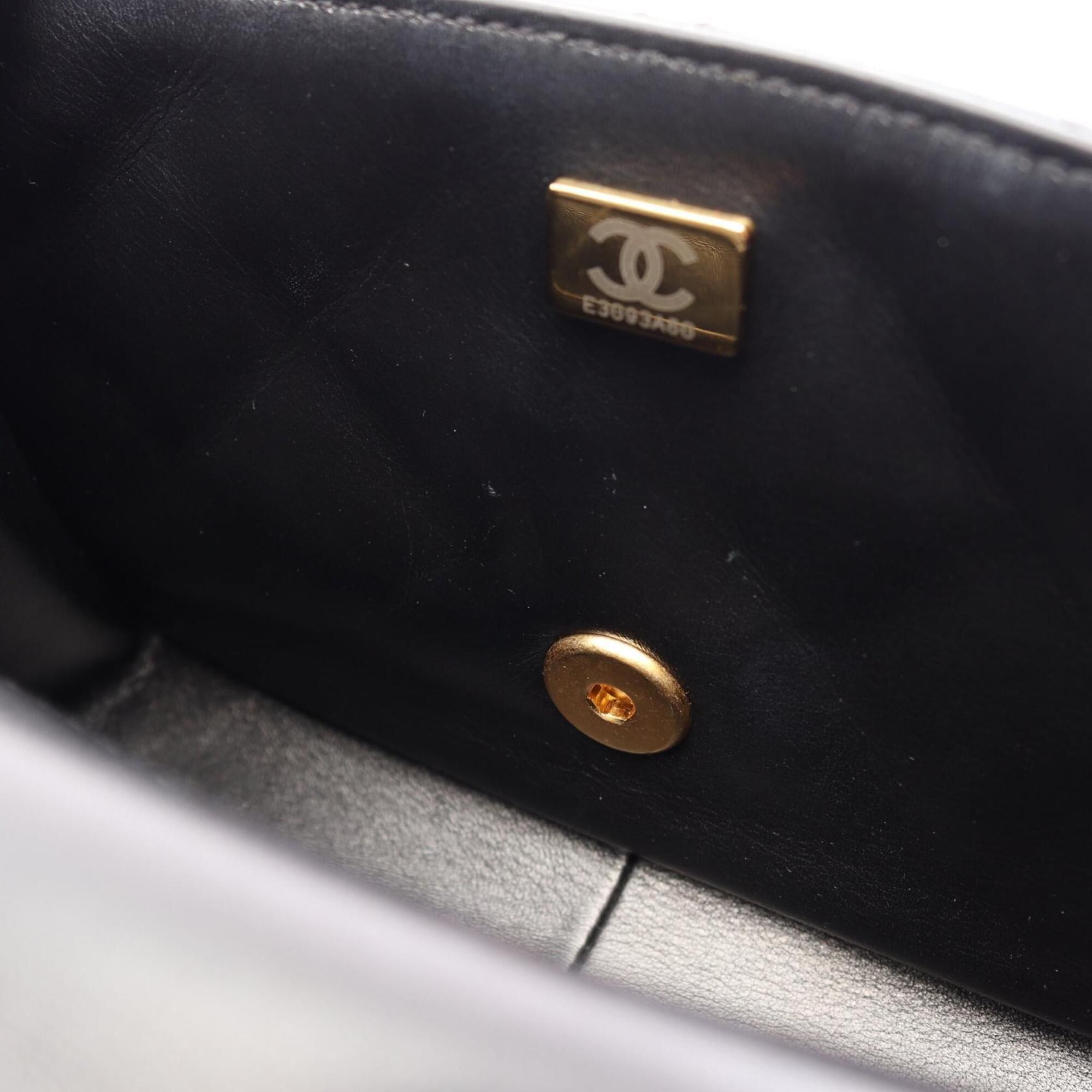 Leather Handbag Shoulder Bag (Pre-Owned) - Chanel - Modalova