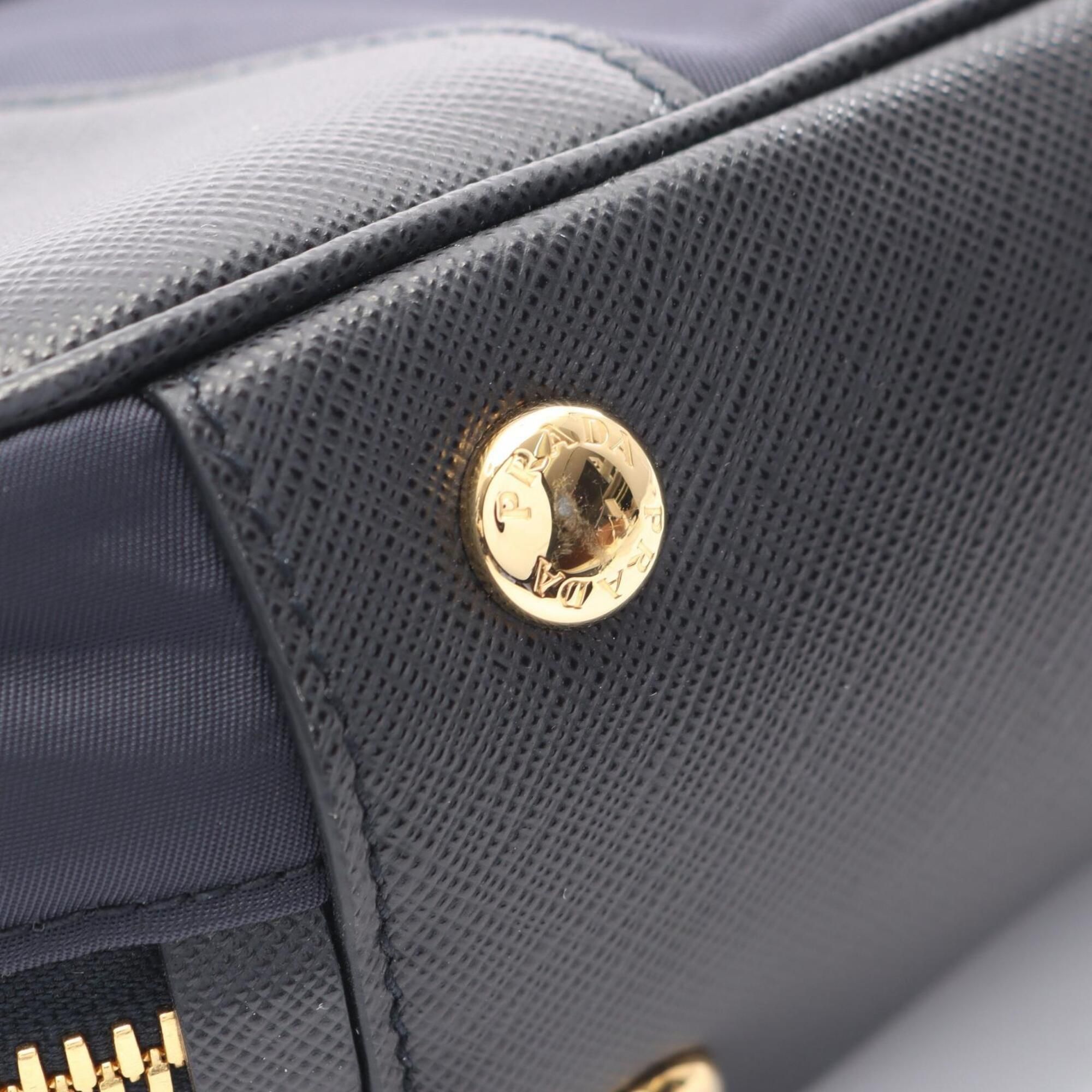 Nylon Leather Handbag (Pre-Owned) - Prada - Modalova