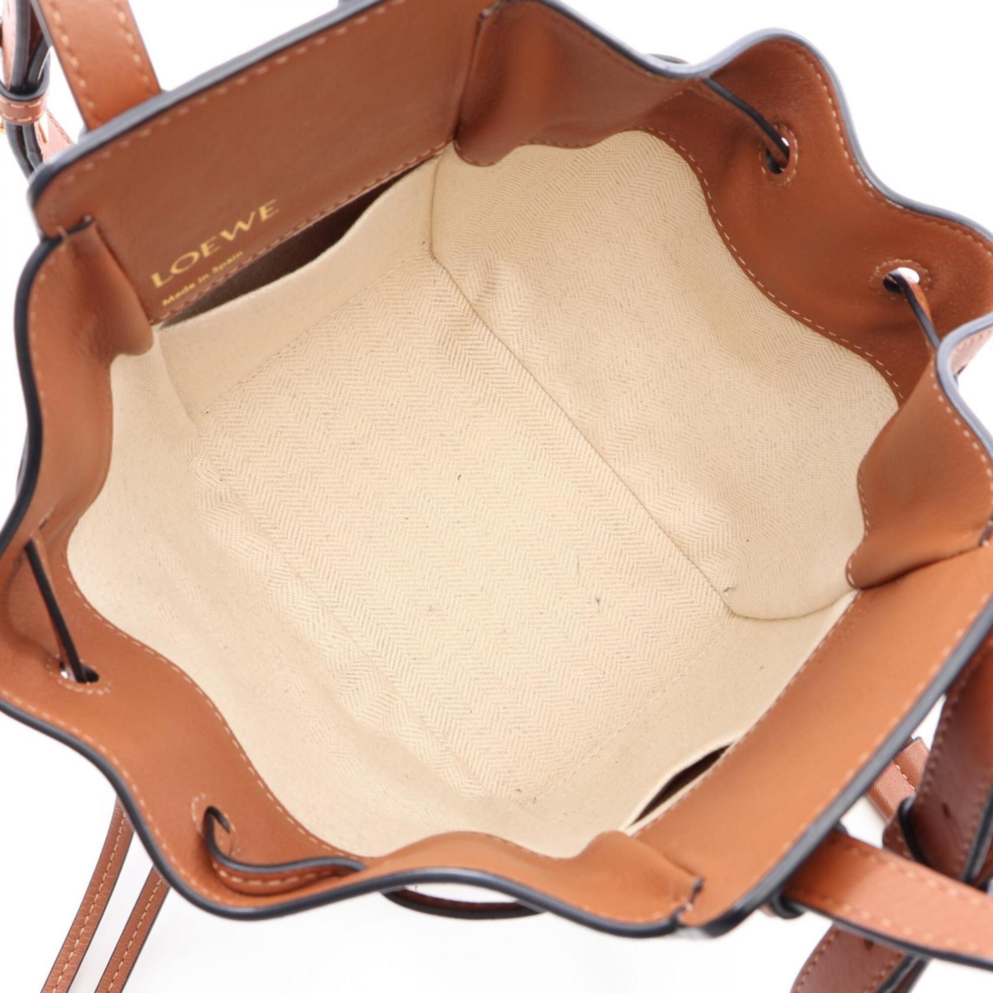 Canvas Leather Handbag (Pre-Owned) - Loewe - Modalova