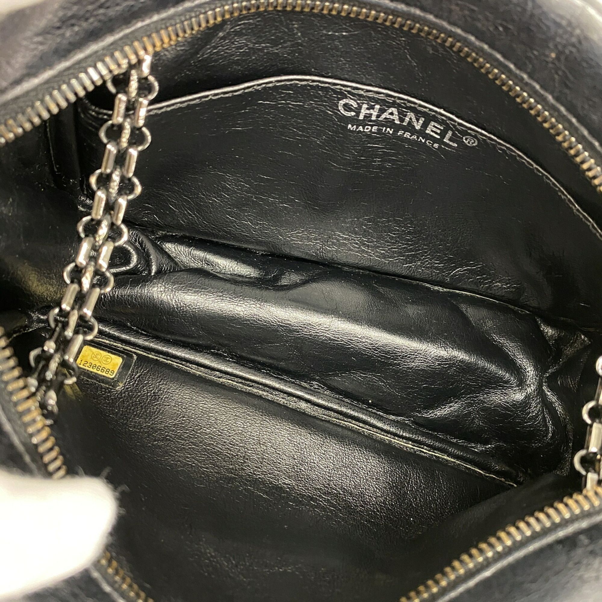 Leather Shoulder Bag (Pre-Owned) - Chanel - Modalova