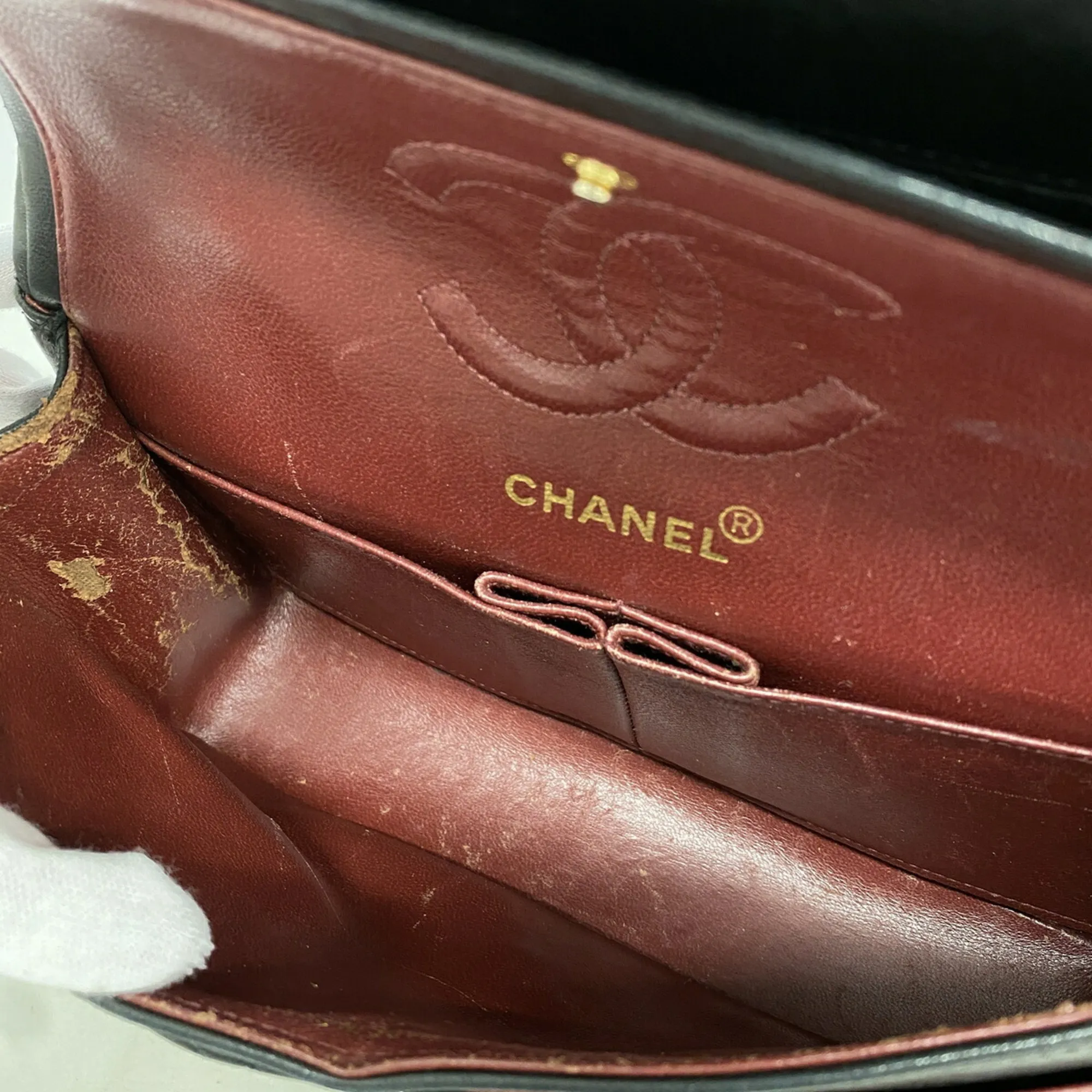 Leather Shoulder Bag (Pre-Owned) - Chanel - Modalova