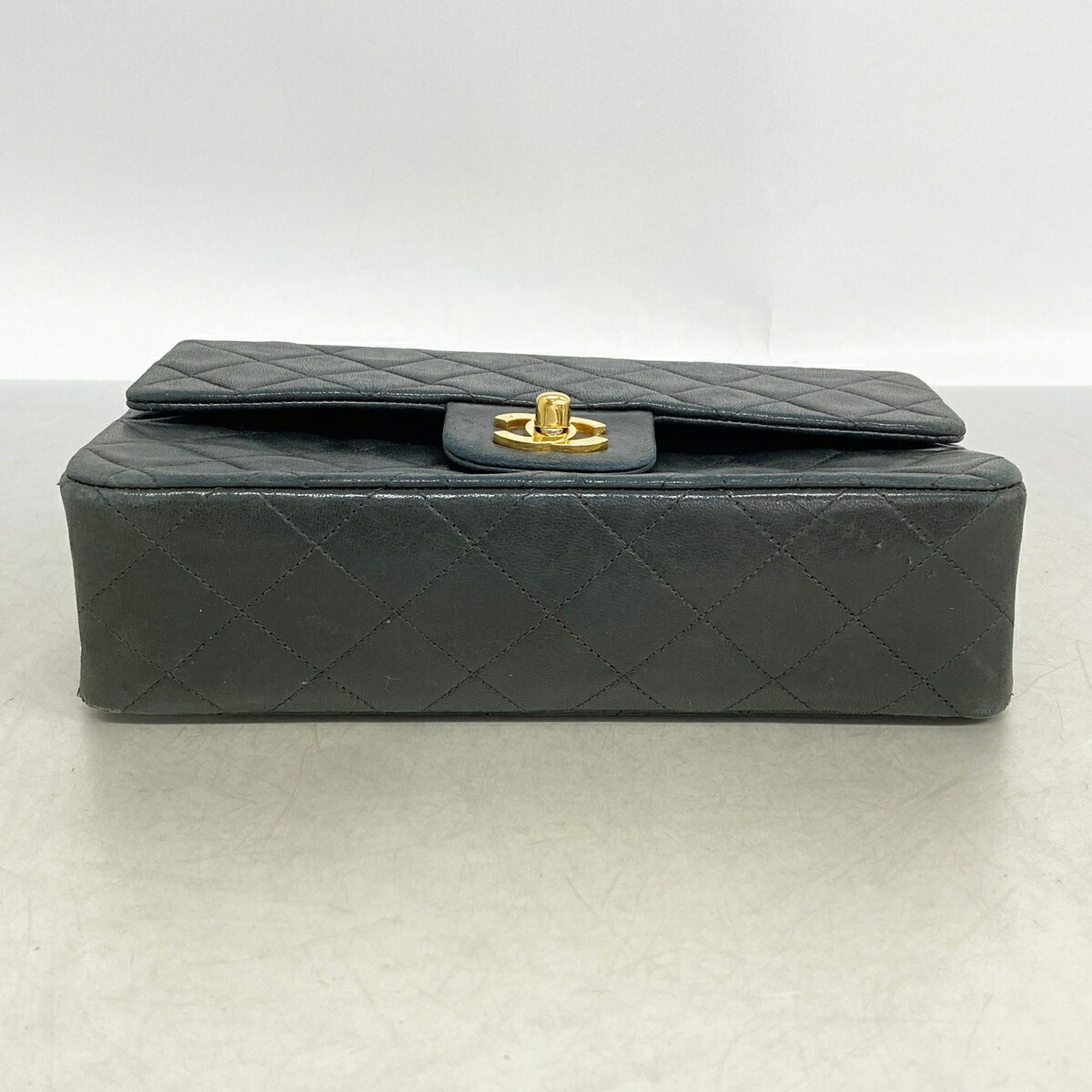 Leather Shoulder Bag (Pre-Owned) - Chanel - Modalova