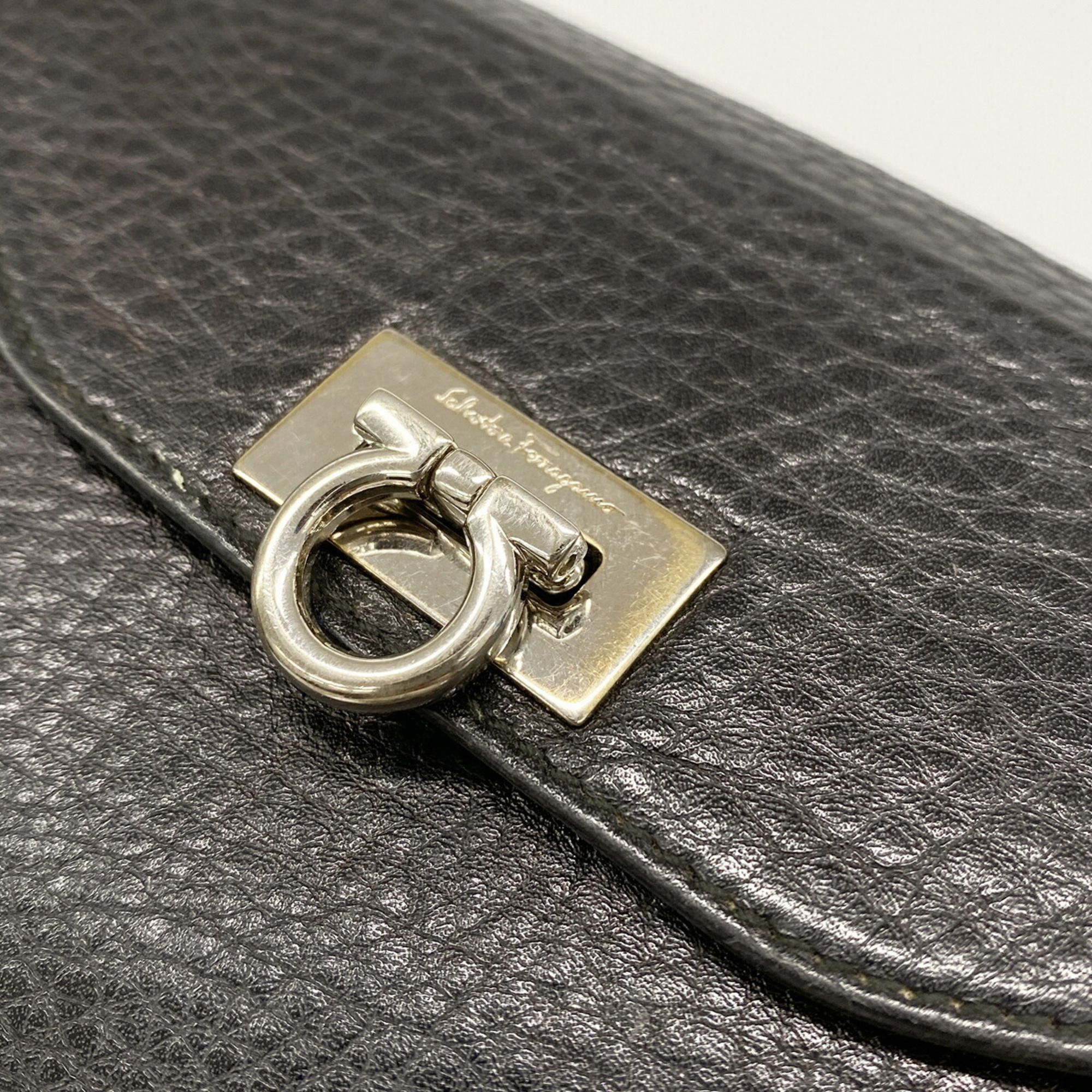 Leather Long Wallet (Bi-Fold) (Pre-Owned) - Salvatore Ferragamo - Modalova