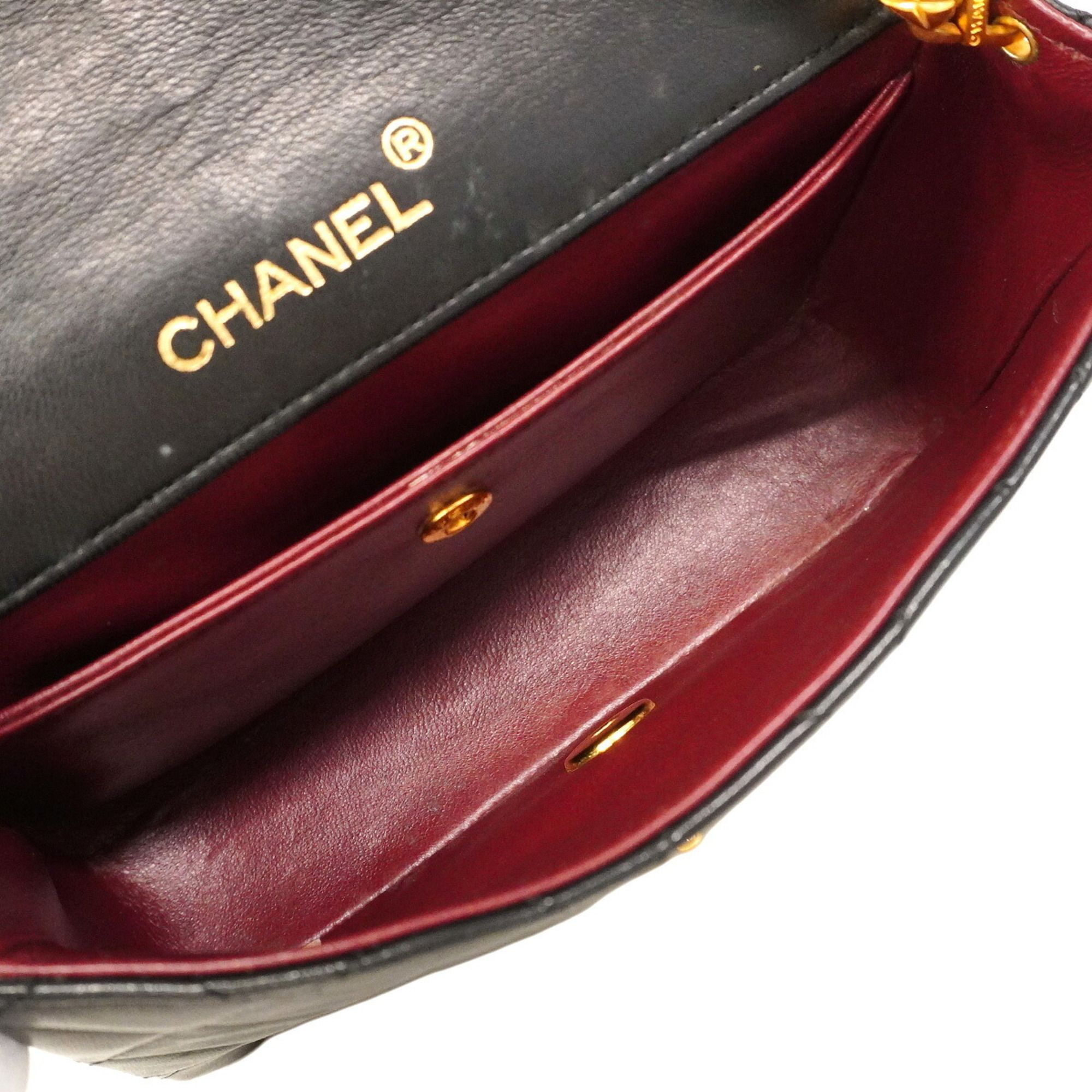 Leather Shoulder Bag (Pre-Owned) - Chanel - Modalova