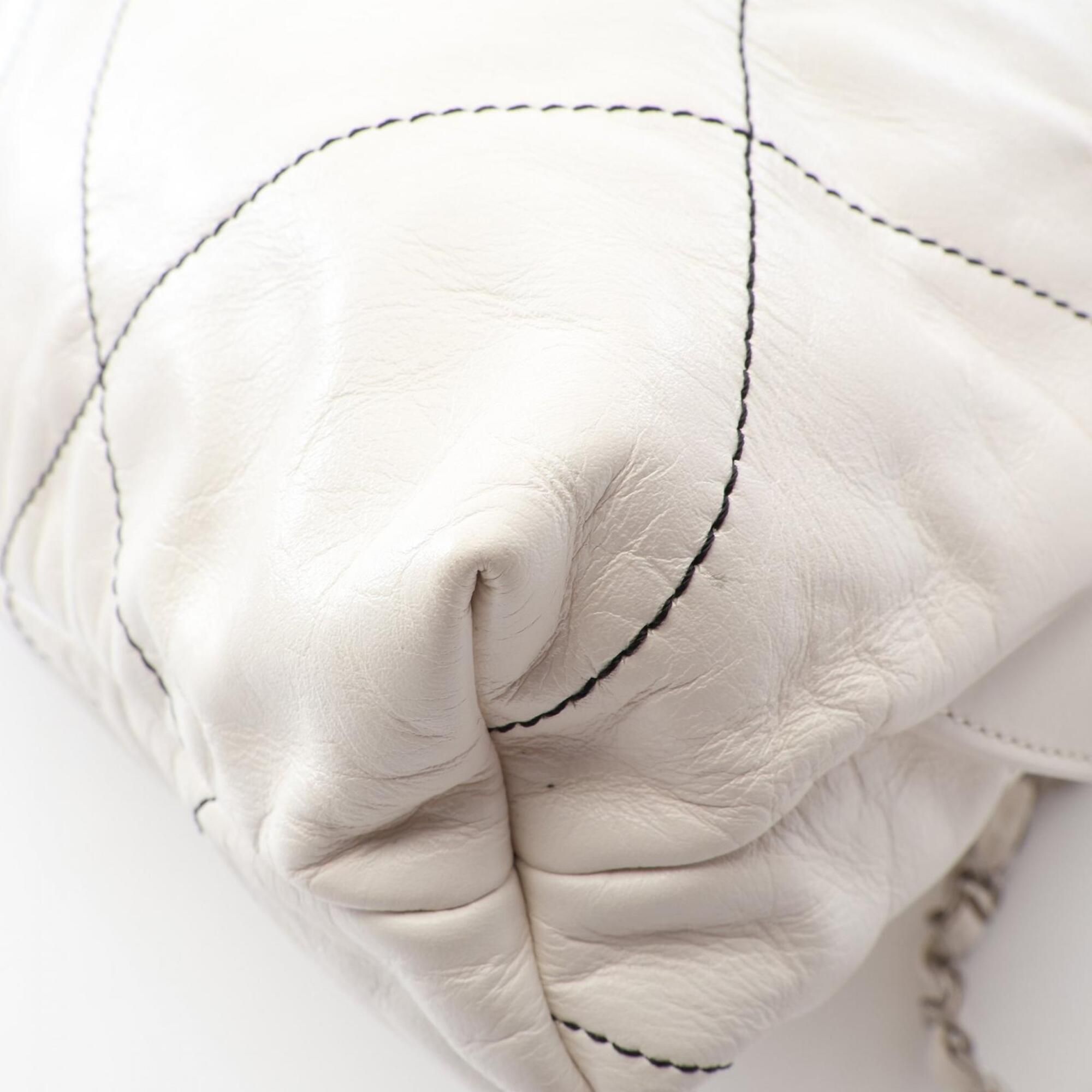 Leather Backpack (Pre-Owned) - Chanel - Modalova