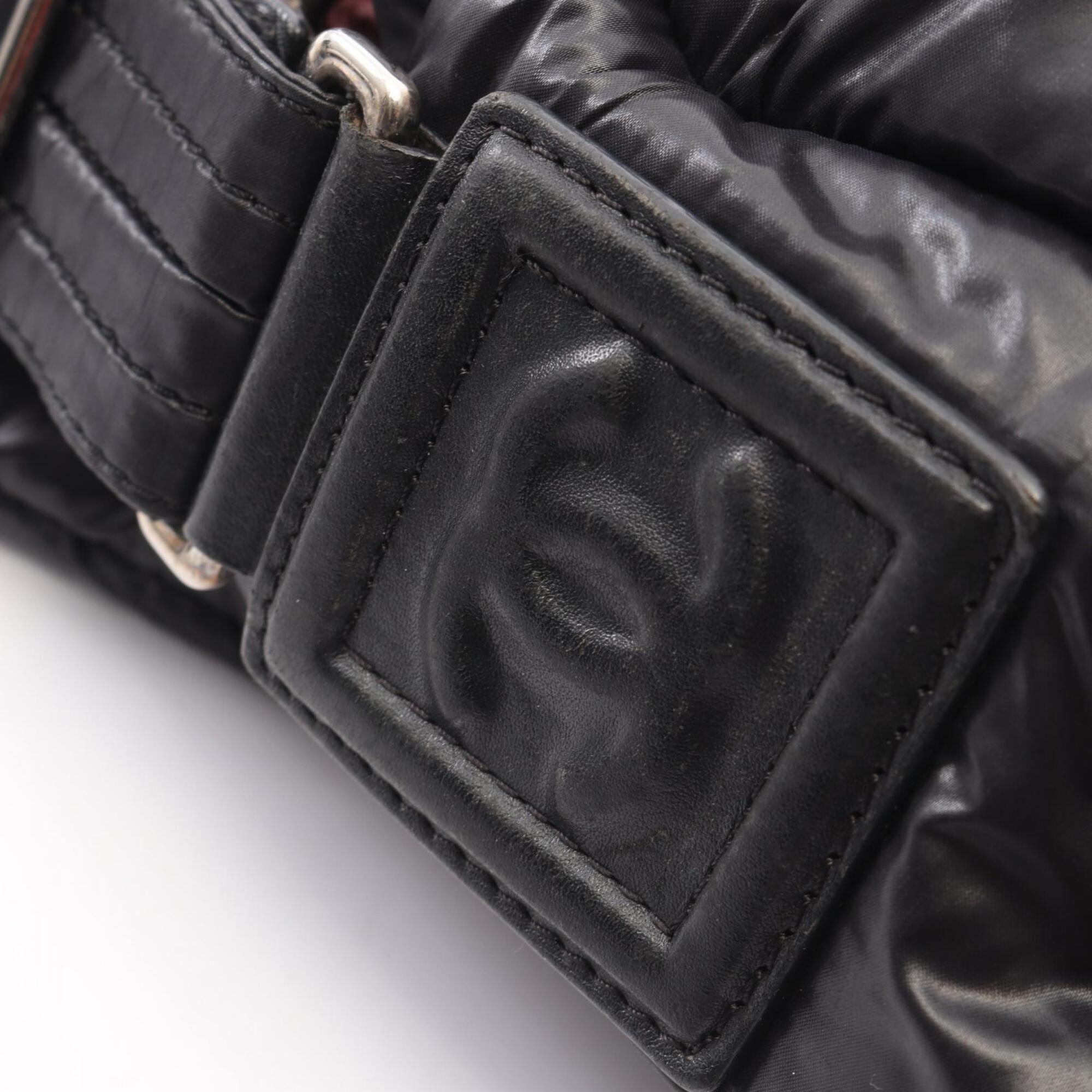 Coco Cocoon Nylon Leather Handbag Shoulder Bag (Pre-Owned) - Chanel - Modalova