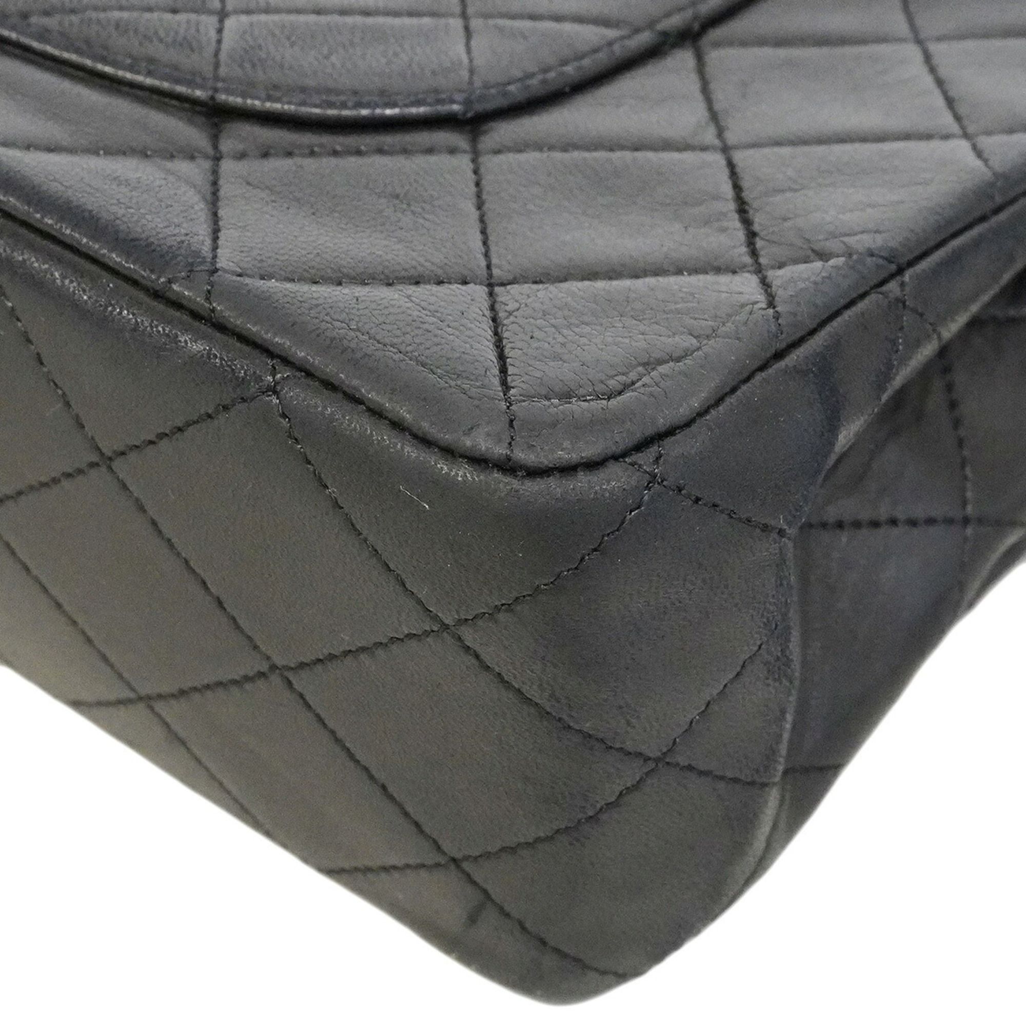 Leather Shoulder Bag (Pre-Owned) - Chanel - Modalova