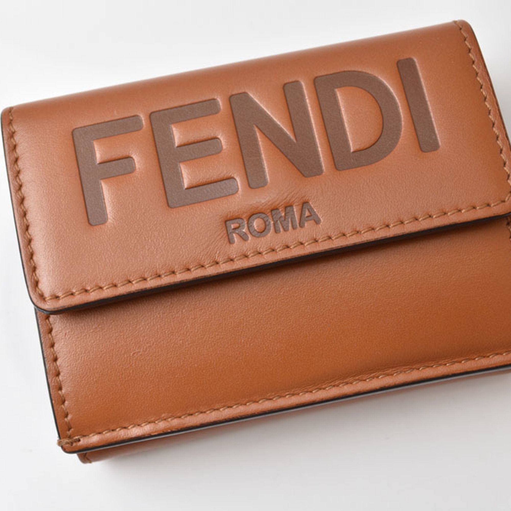 Leather Wallet (Tri-Fold) (Pre-Owned) - Fendi - Modalova