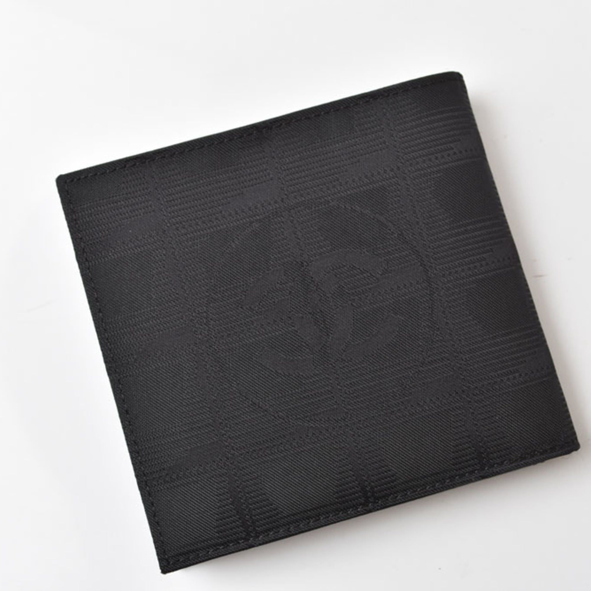 Canvas Wallet (Bi-Fold) (Pre-Owned) - Chanel - Modalova