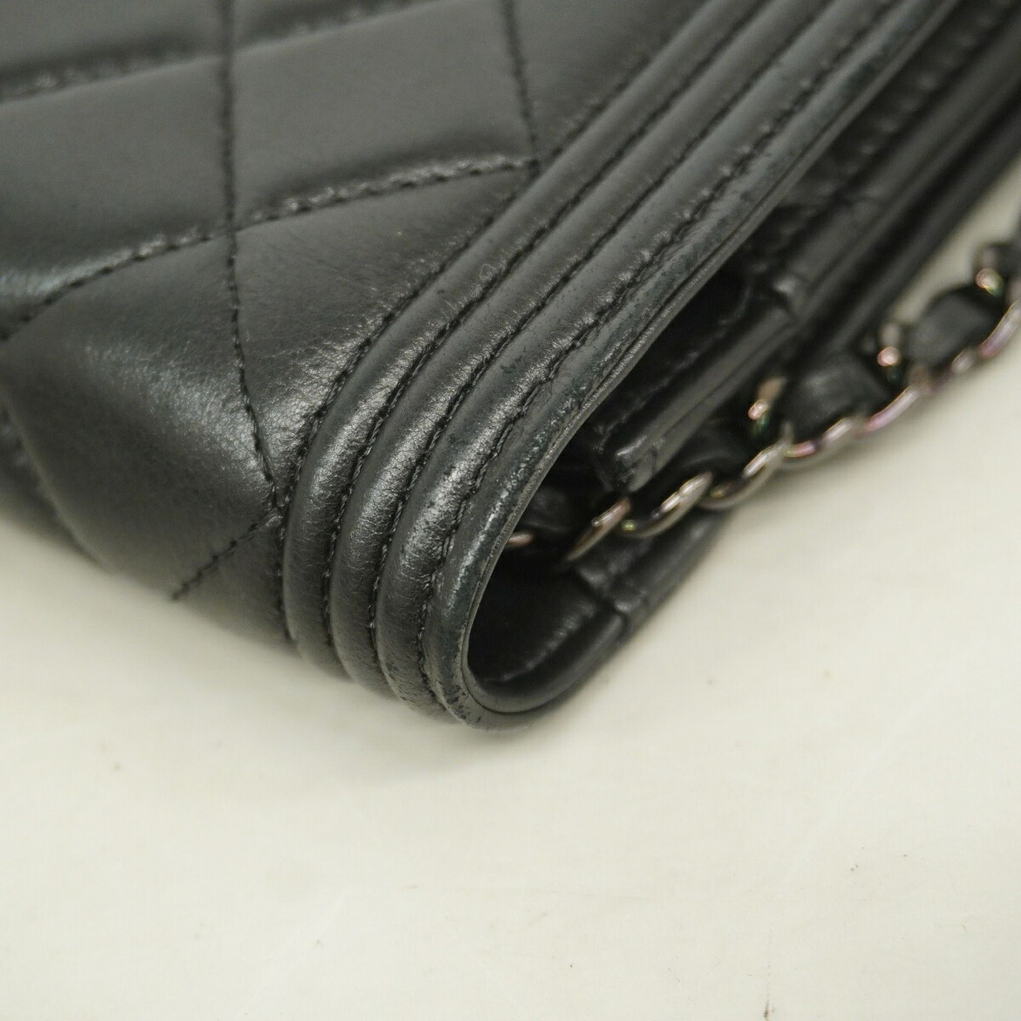 Leather Chain/Shoulder Wallet (Pre-Owned) - Chanel - Modalova