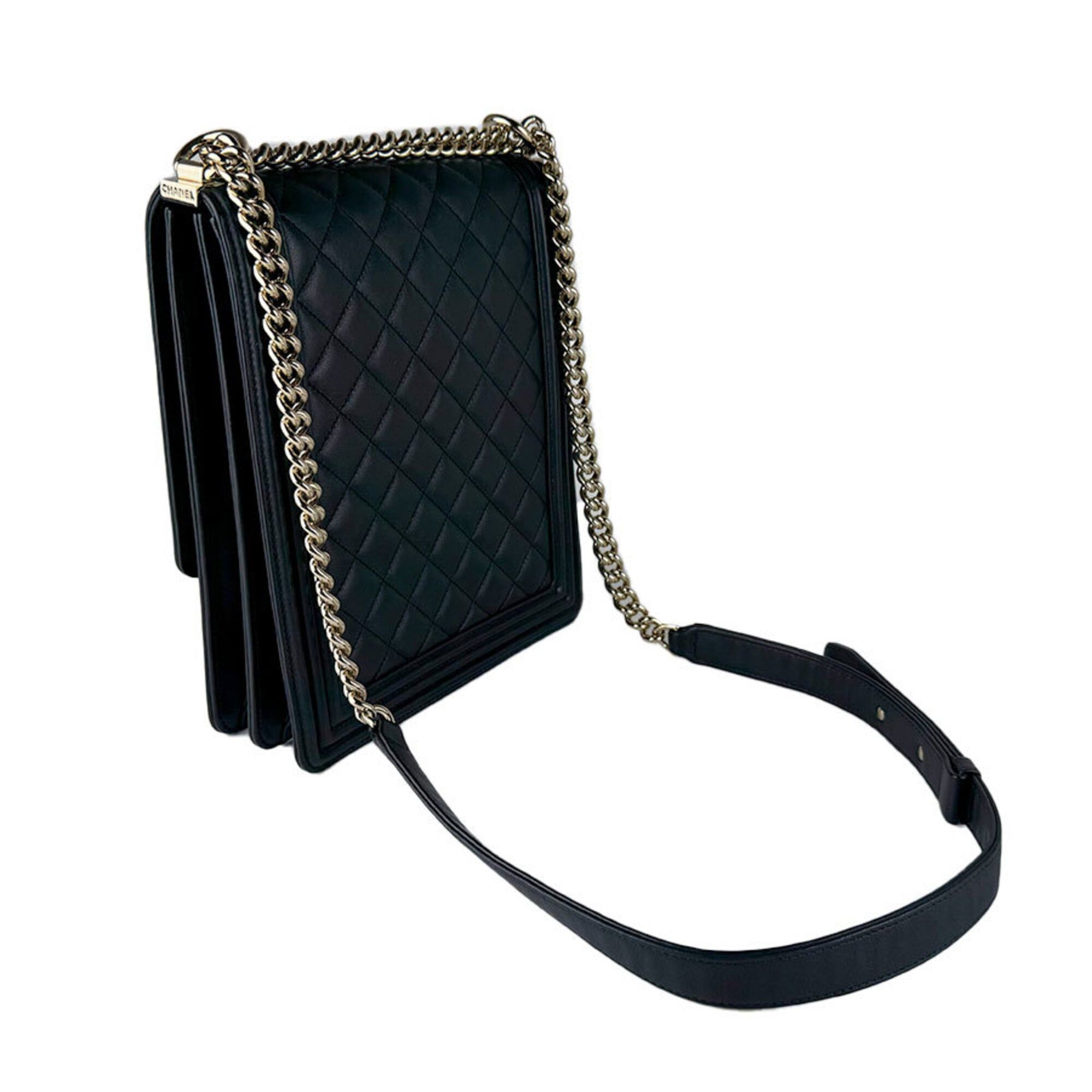 Leather Shoulder Bag (Pre-Owned) - Chanel - Modalova