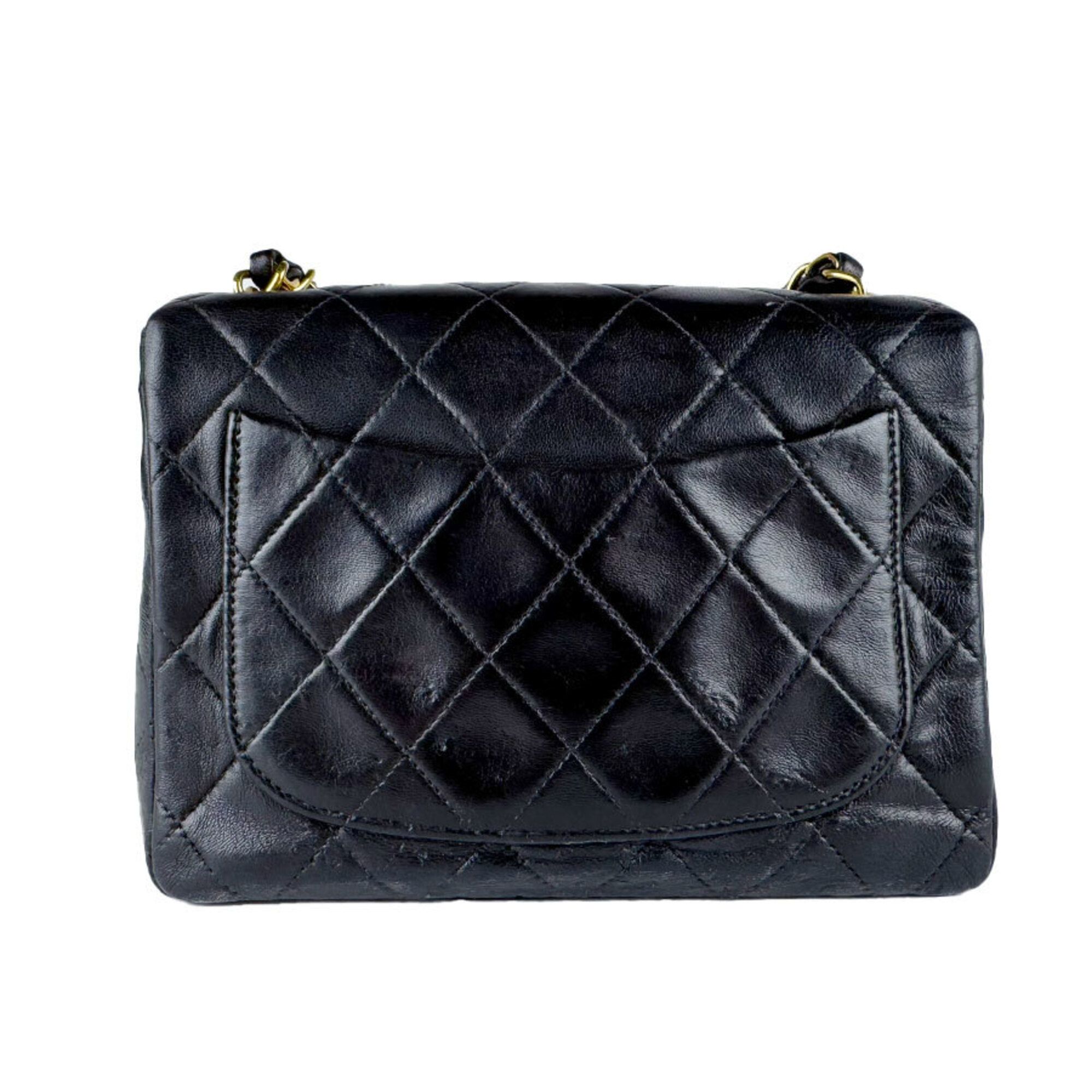 Leather Shoulder Bag (Pre-Owned) - Chanel - Modalova