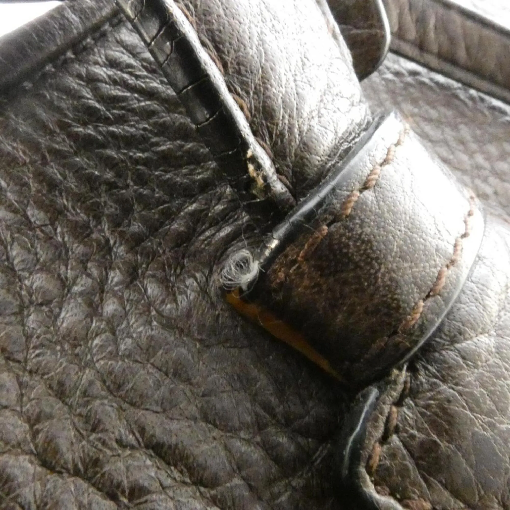 Leather Handbag (Pre-Owned) - Loewe - Modalova