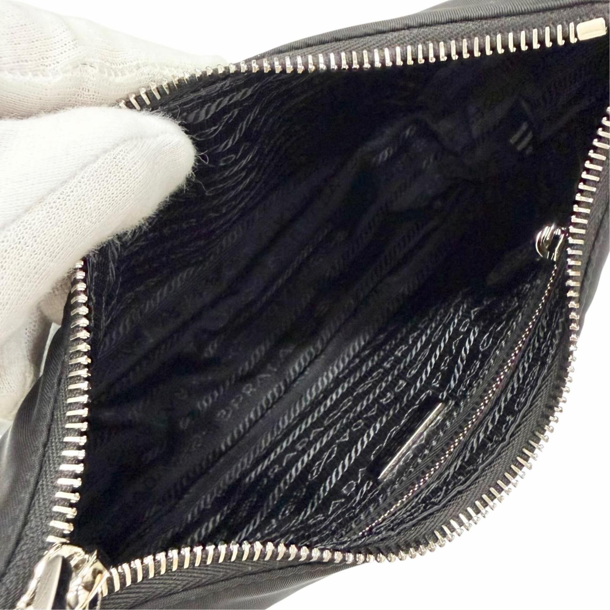 Nylon Handbag (Pre-Owned) - Prada - Modalova