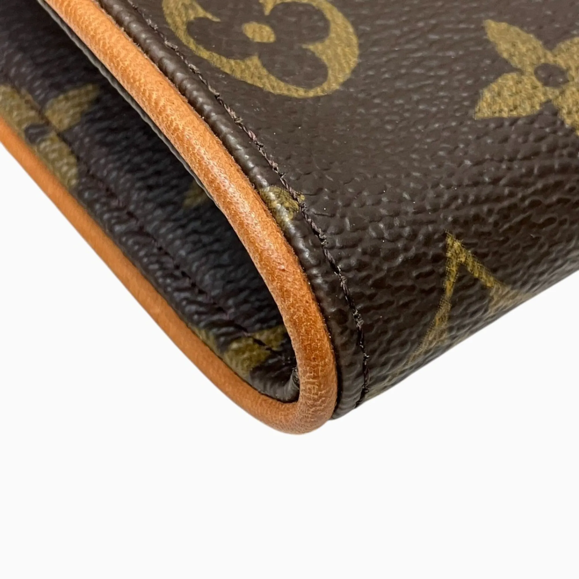 Monogram Monogram Pochette Shoulder Bag (Pre-Owned) - Louis Vuitton - Modalova