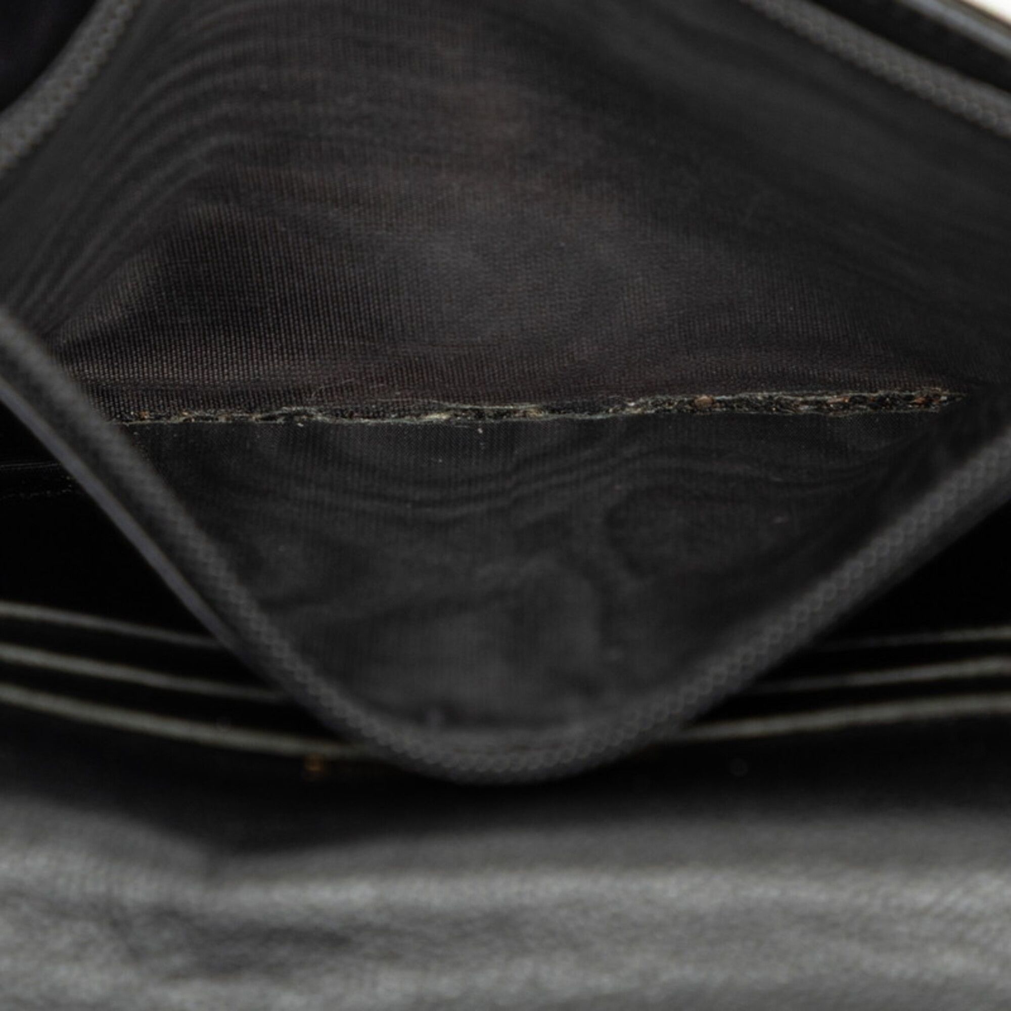 Leather Wallet (Bi-Fold) (Pre-Owned) - Chanel - Modalova