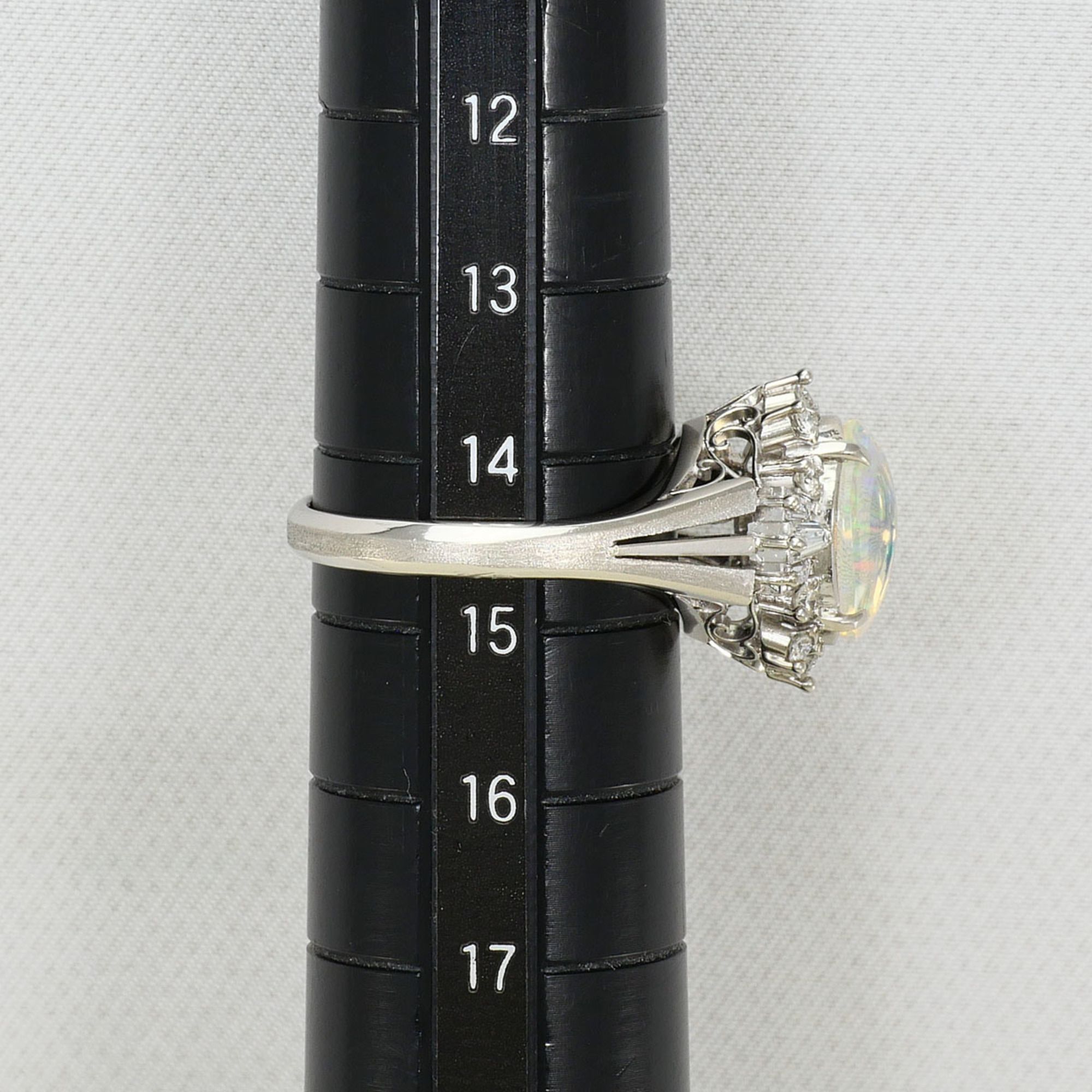 Platinum 900 Band Ring (Pre-Owned) - Unbranded - Modalova
