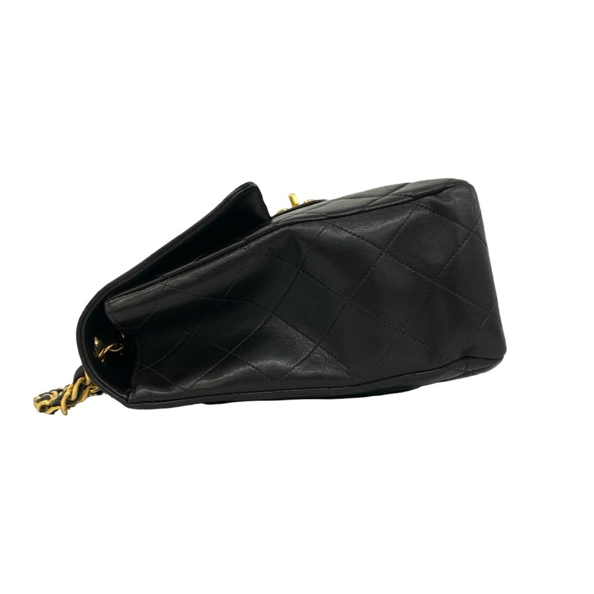 Leather Shoulder Bag (Pre-Owned) - Chanel - Modalova