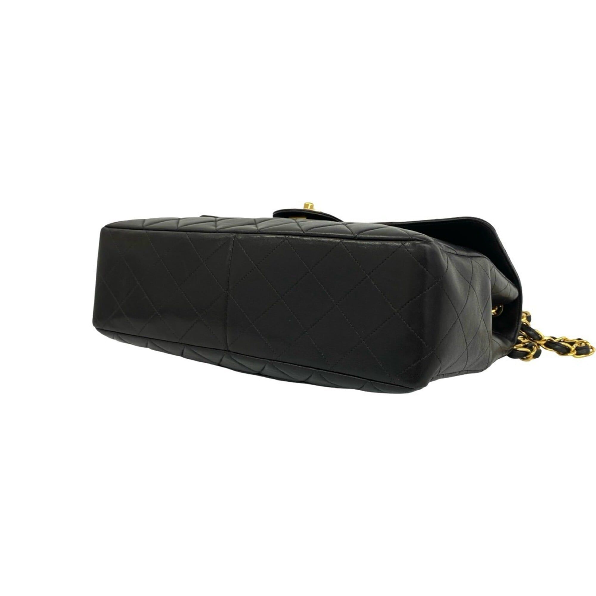 Leather Shoulder Bag (Pre-Owned) - Chanel - Modalova