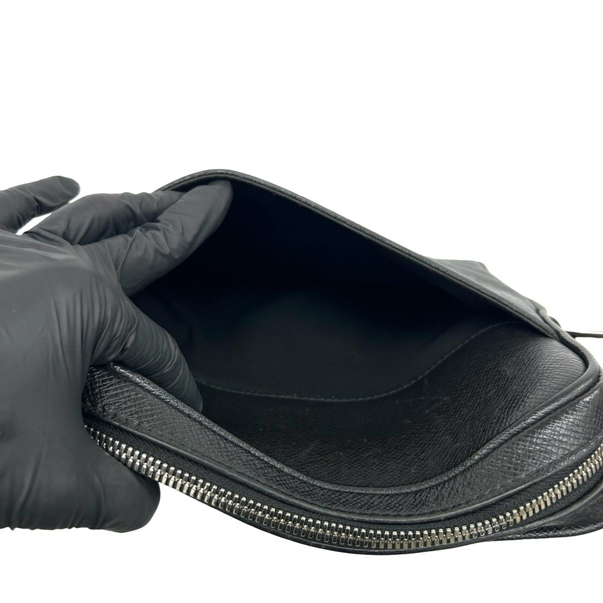 Leather Pochette Shoulder Bag (Pre-Owned) - Louis Vuitton - Modalova
