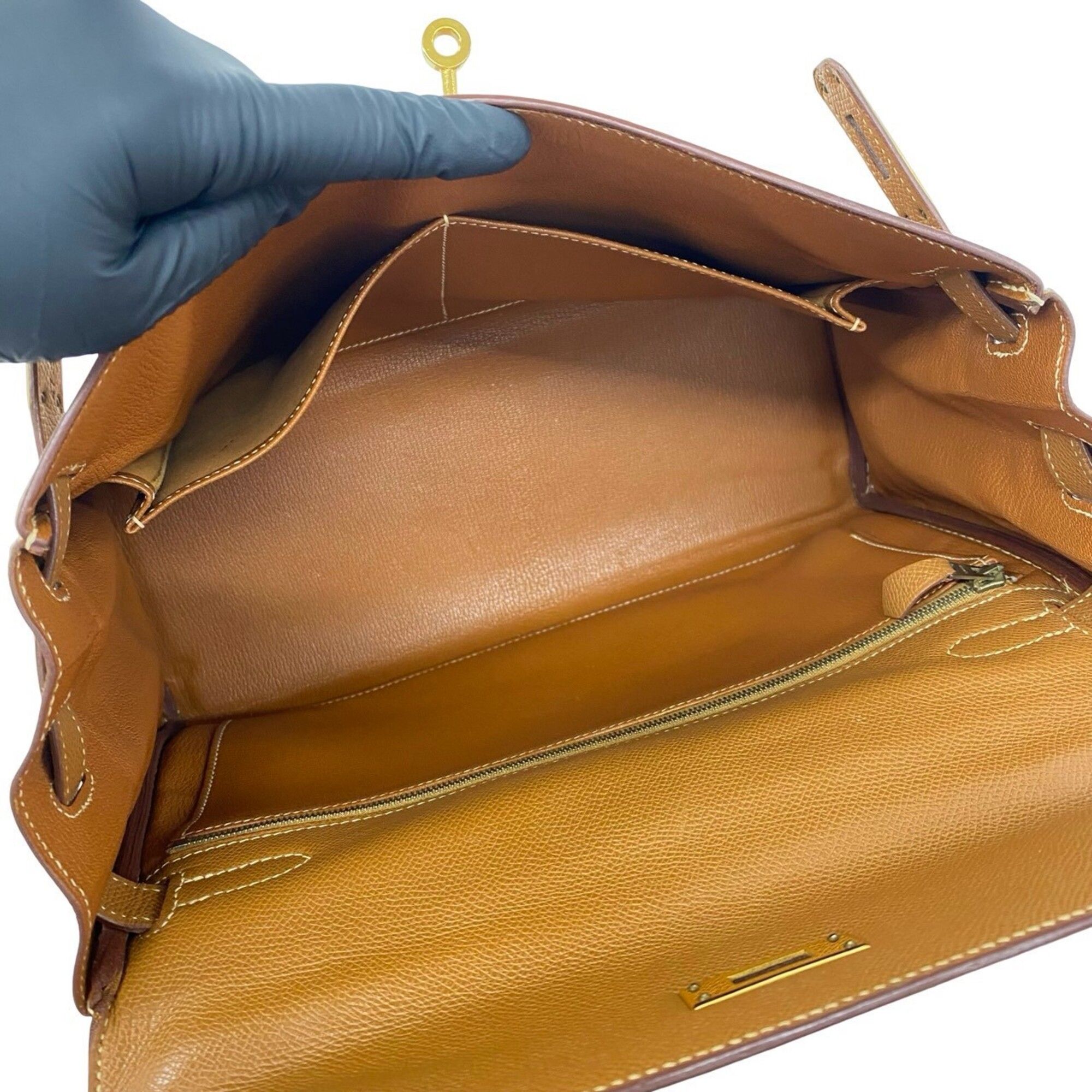 Courchevel Leather Handbag Shoulder Bag (Pre-Owned) - Hermes - Modalova