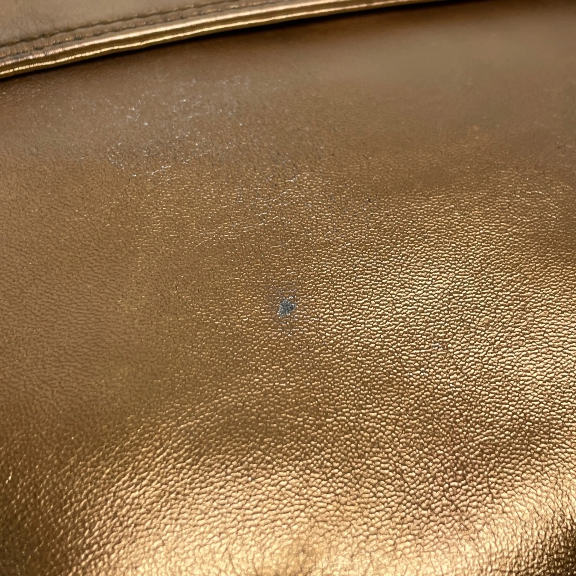Leather Shoulder Bag (Pre-Owned) - Chanel - Modalova