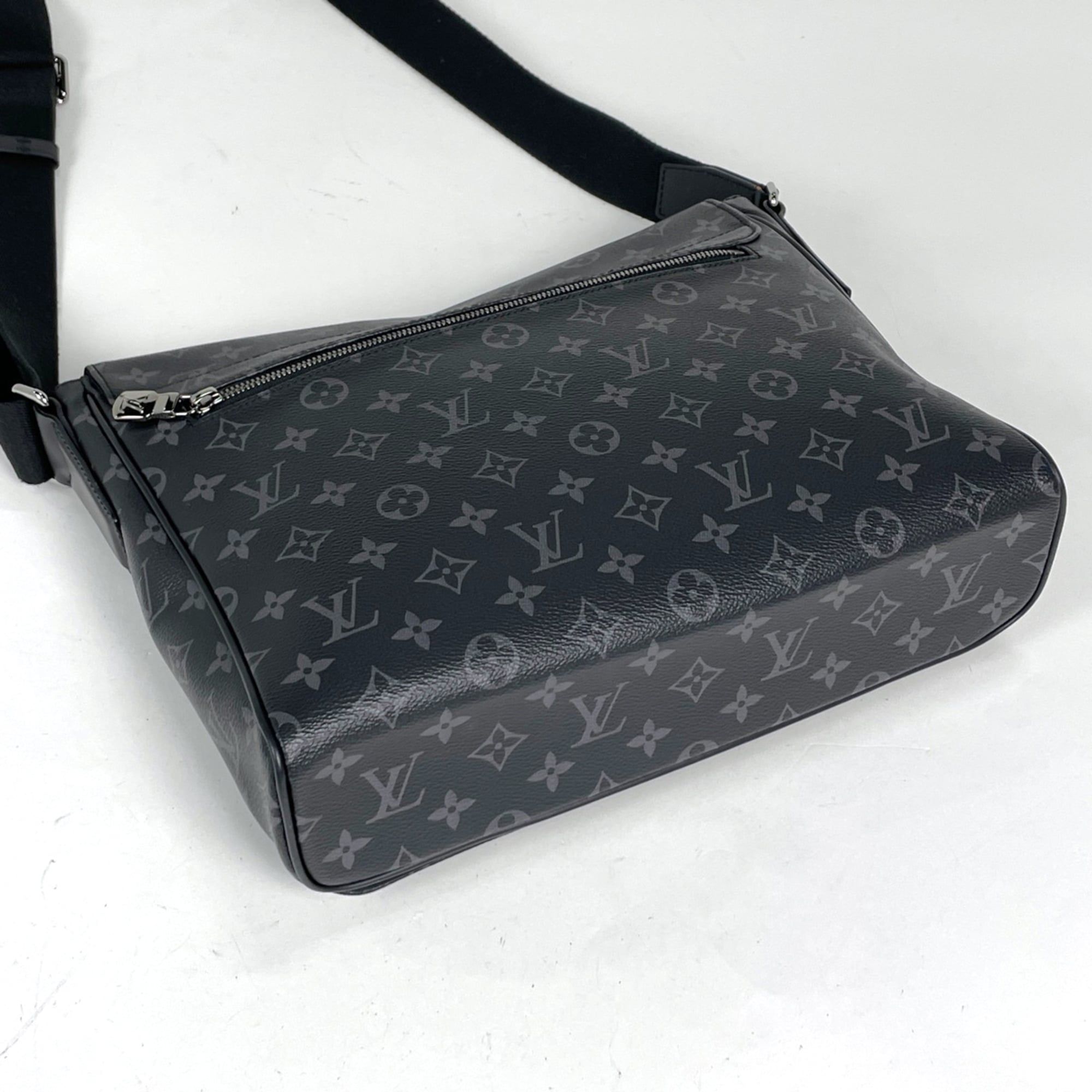 Monogram Eclipse Shoulder Bag (Pre-Owned) - Louis Vuitton - Modalova