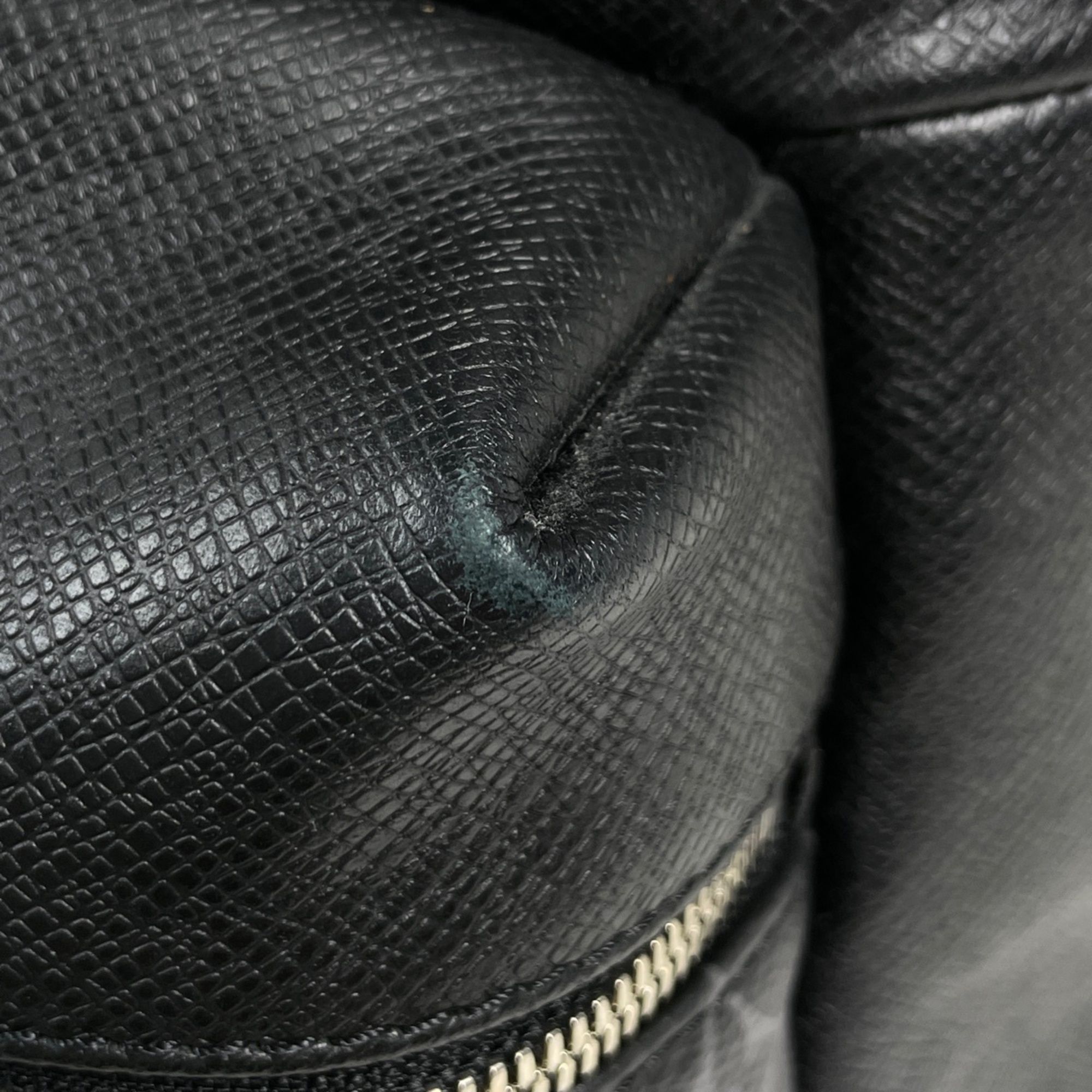 Taigarama Backpack (Pre-Owned) - Louis Vuitton - Modalova