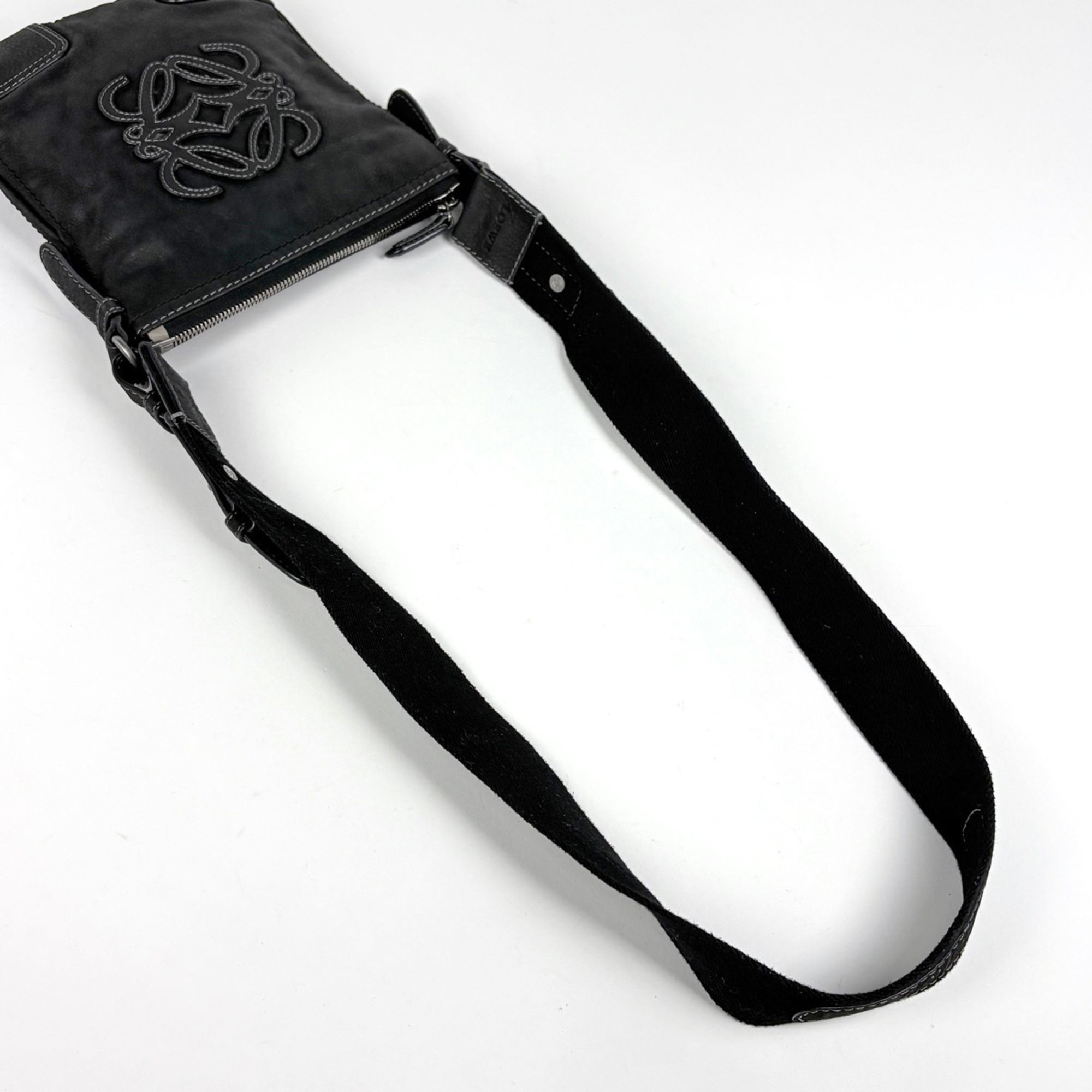 Leather Shoulder Bag (Pre-Owned) - Loewe - Modalova
