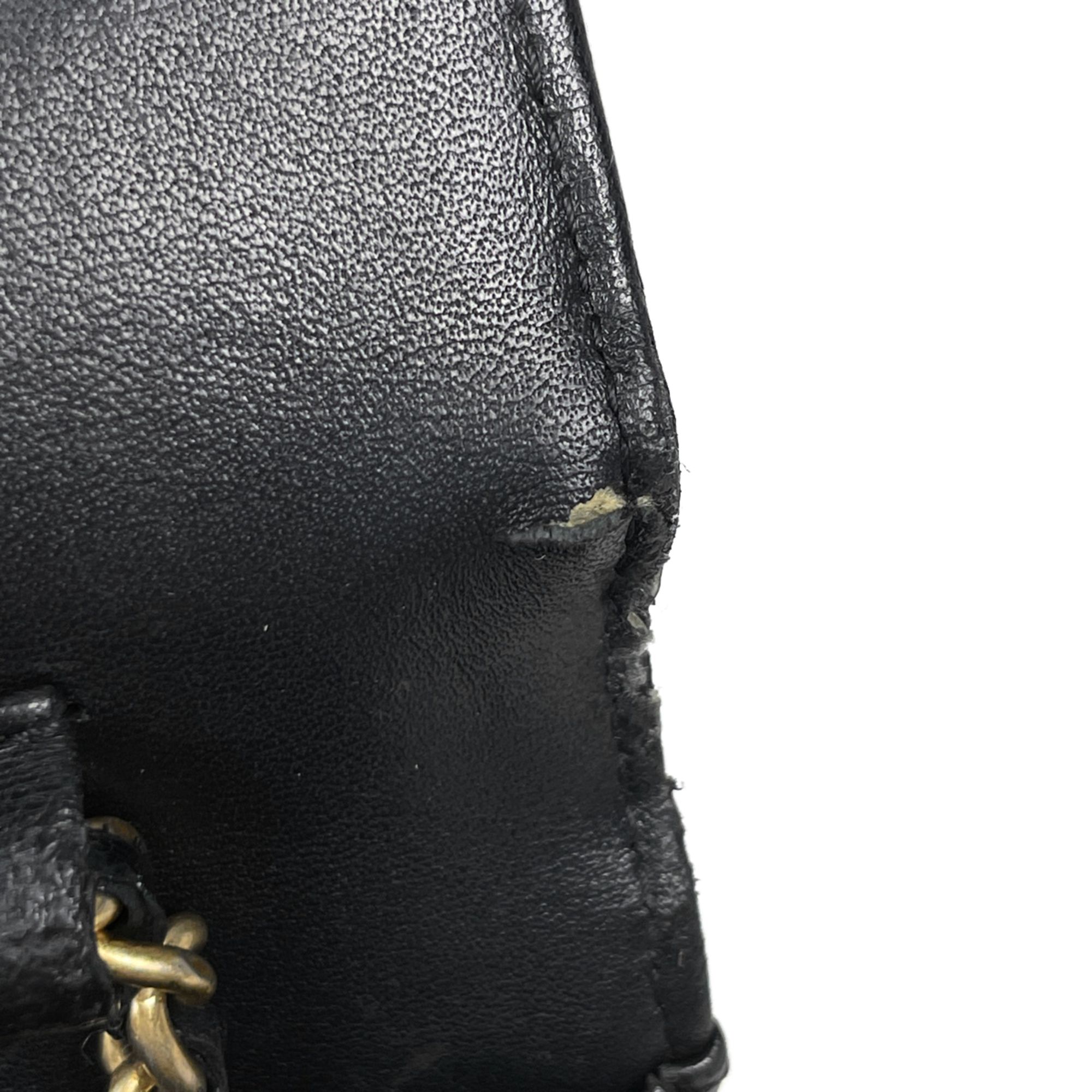 Matelasse Leather Shoulder Bag (Pre-Owned) - Chanel - Modalova
