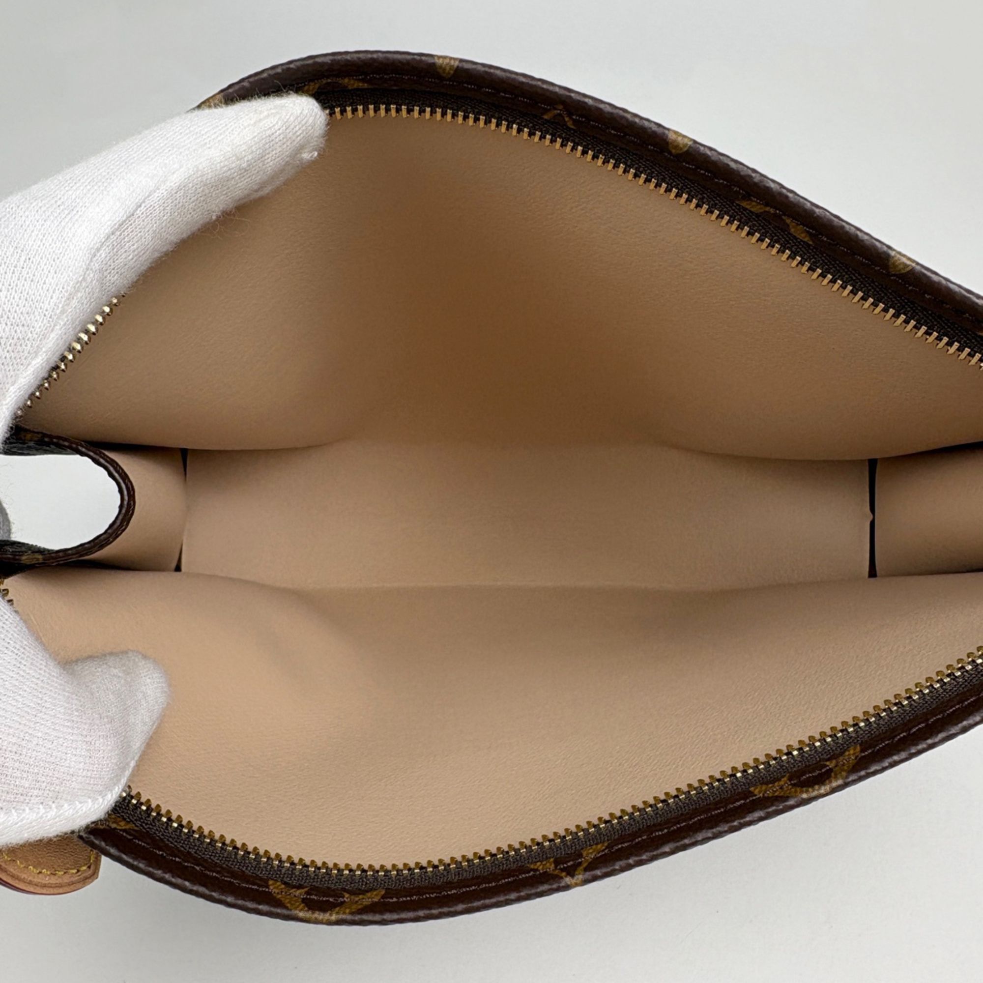 Monogram Monogram Clutch Bag (Pre-Owned) - Louis Vuitton - Modalova