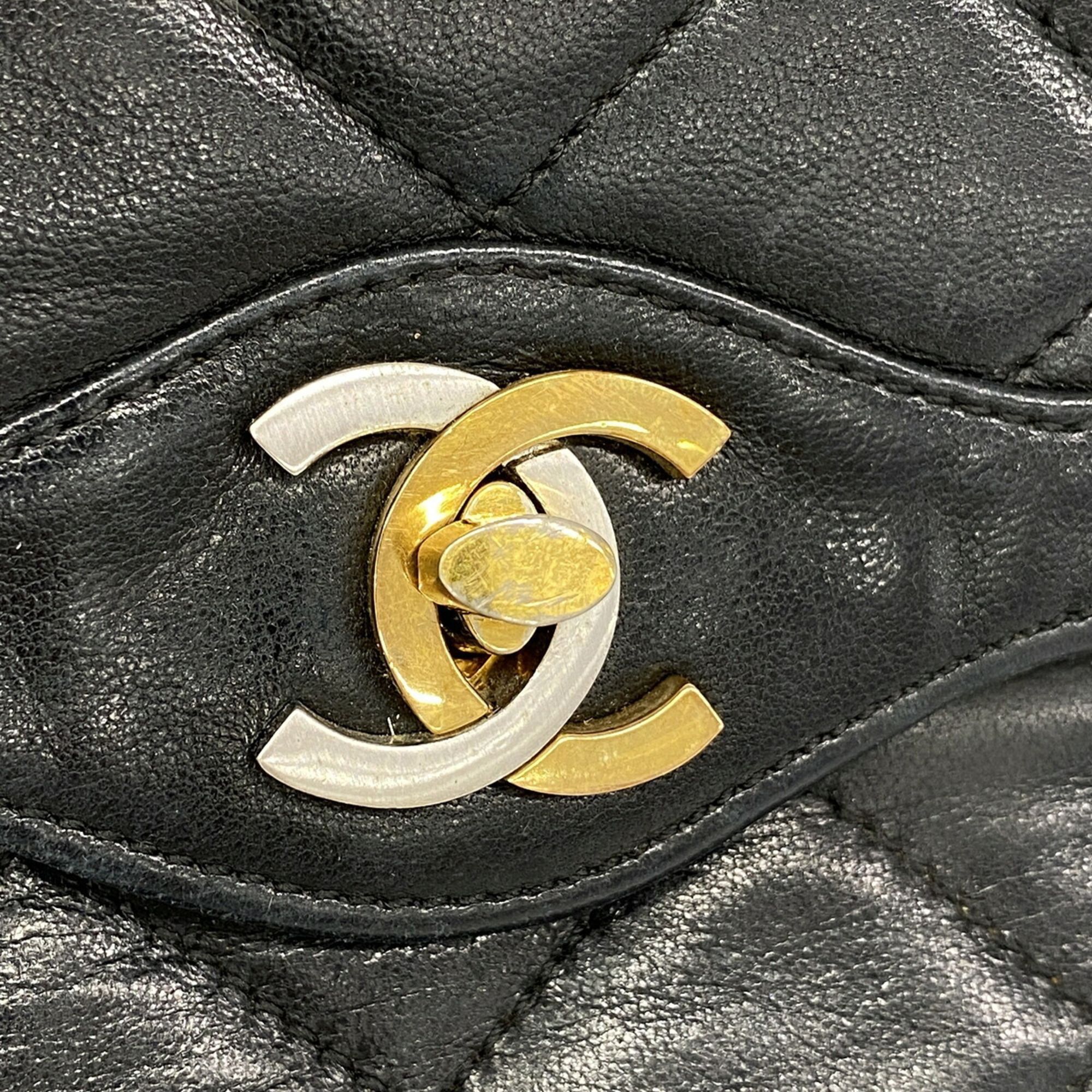 Leather Shoulder Bag (Pre-Owned) - Chanel - Modalova
