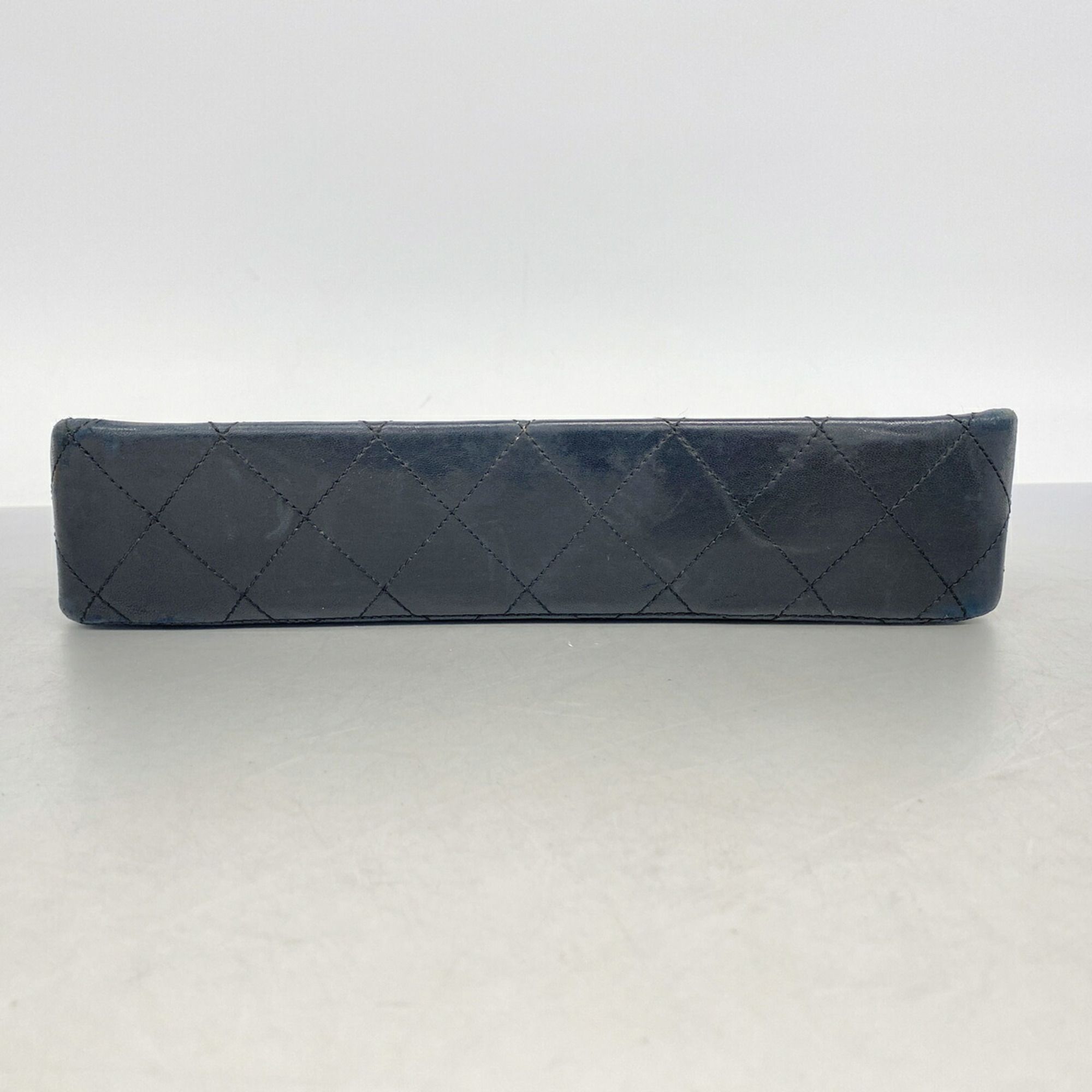 Leather Shoulder Bag (Pre-Owned) - Chanel - Modalova
