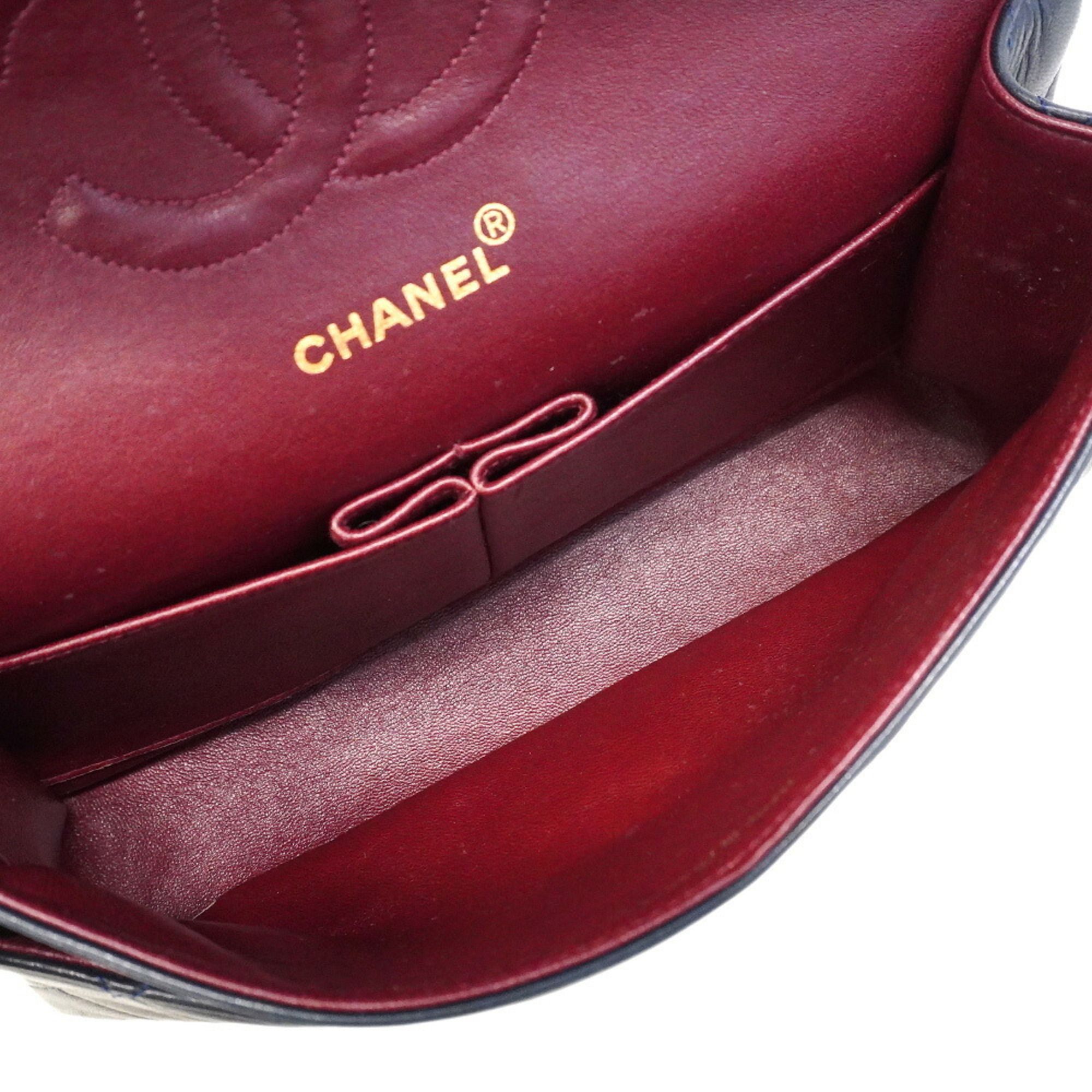 Leather Shoulder Bag (Pre-Owned) - Chanel - Modalova