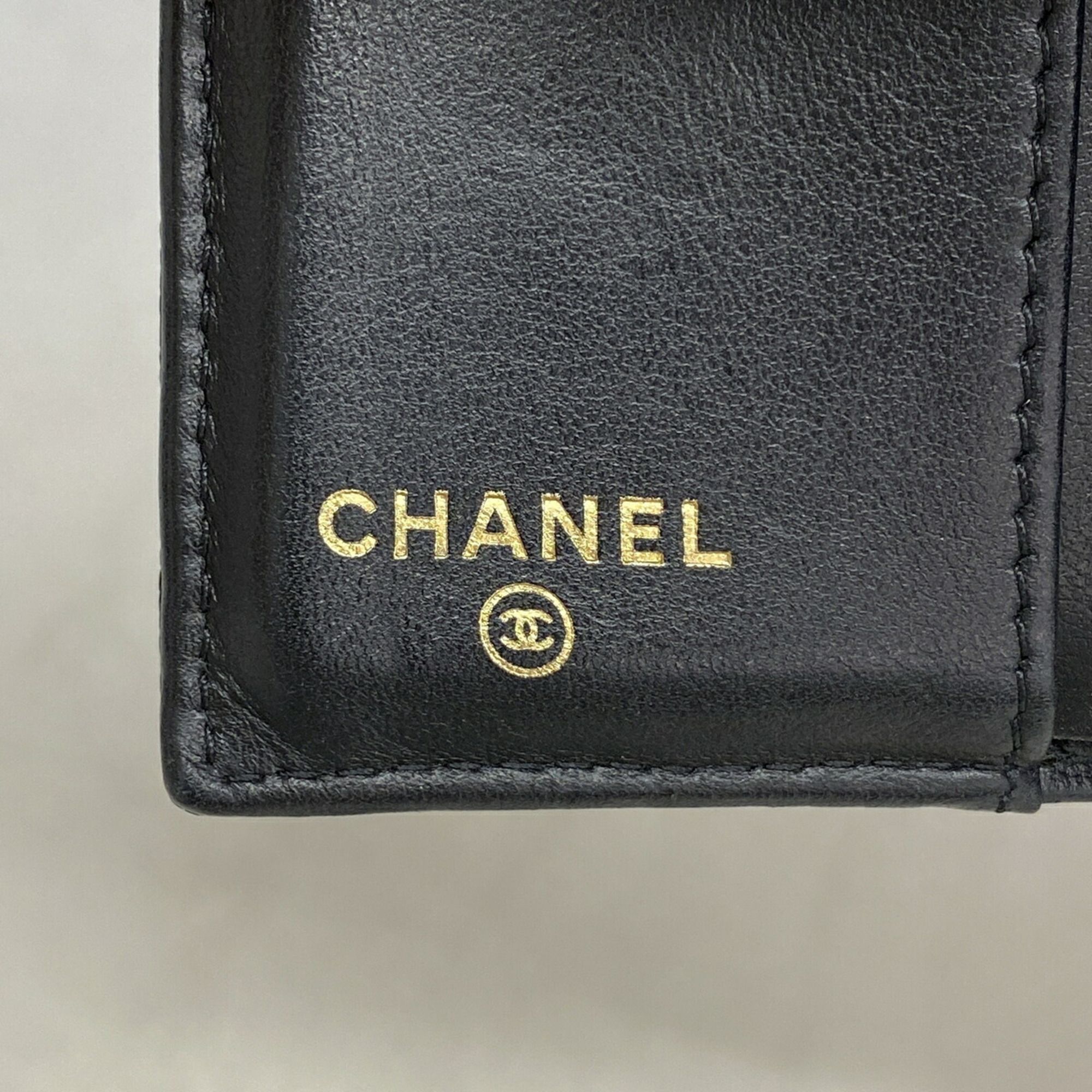 Grained Calfskin Wallet (Tri-Fold) (Pre-Owned) - Chanel - Modalova