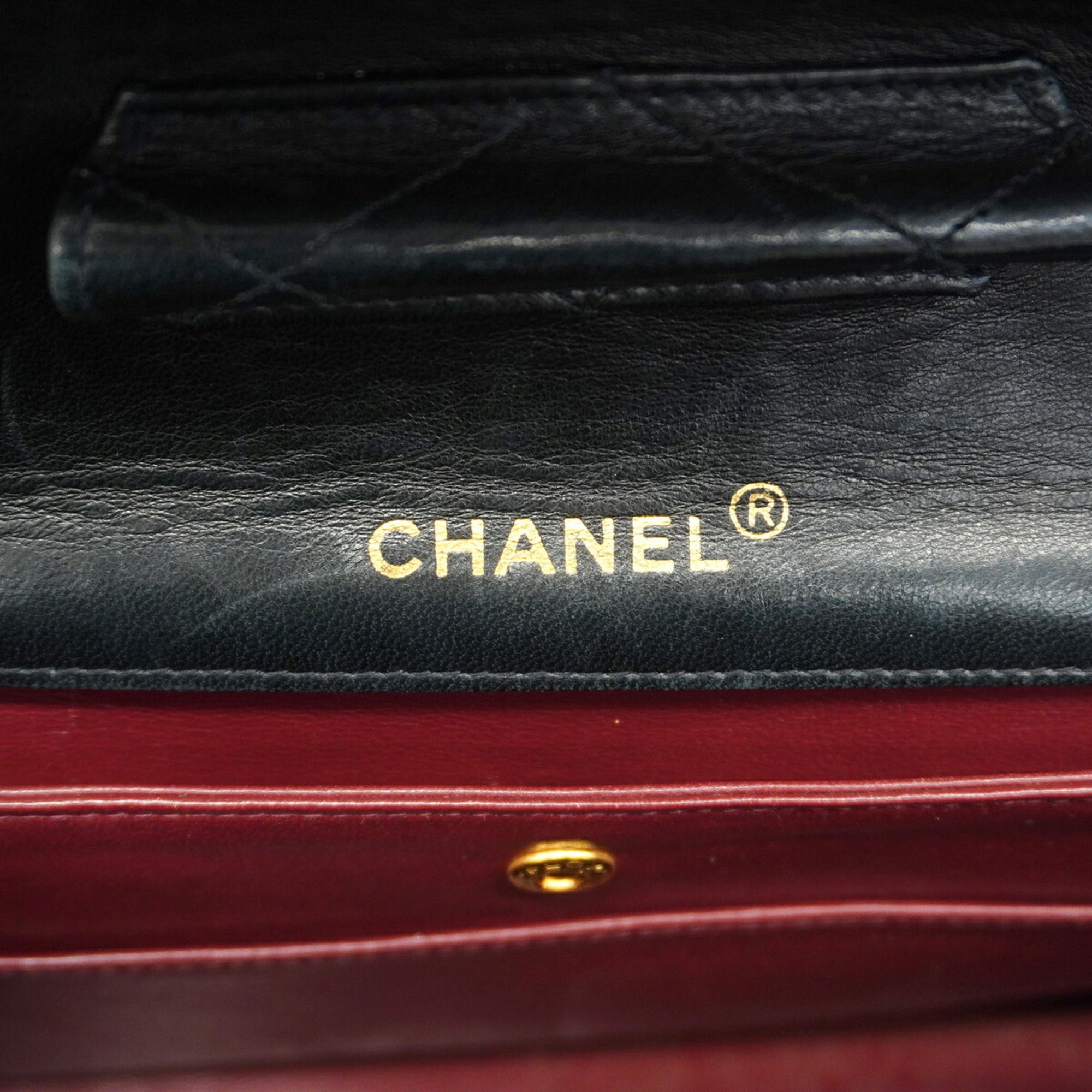 Leather Shoulder Bag (Pre-Owned) - Chanel - Modalova