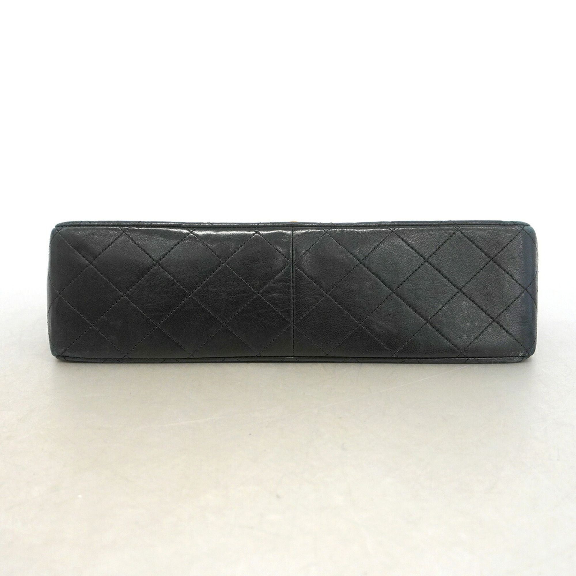 Leather Shoulder Bag (Pre-Owned) - Chanel - Modalova