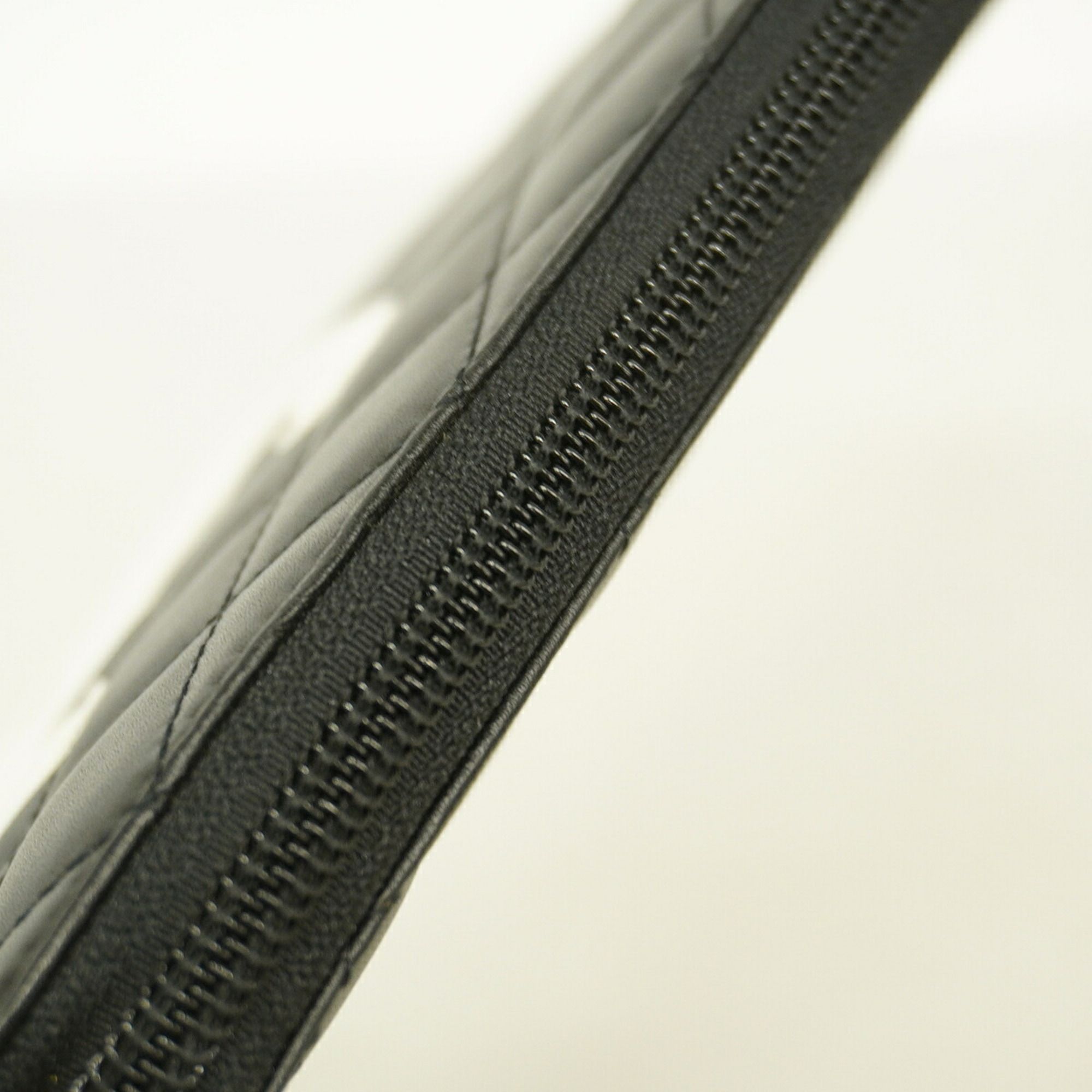 Leather Long Wallet (Bi-Fold) (Pre-Owned) - Chanel - Modalova