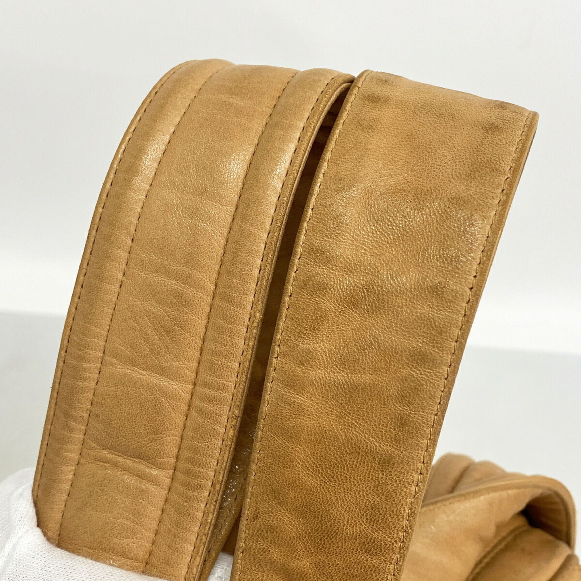 Leather Shoulder Bag (Pre-Owned) - Chanel - Modalova